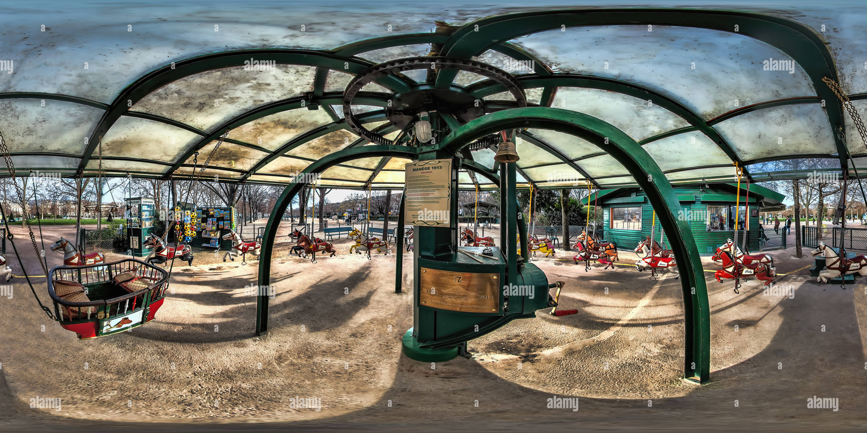 360 Grad Panorama Ansicht von Karussell 1913 am Champ de Mars Garten