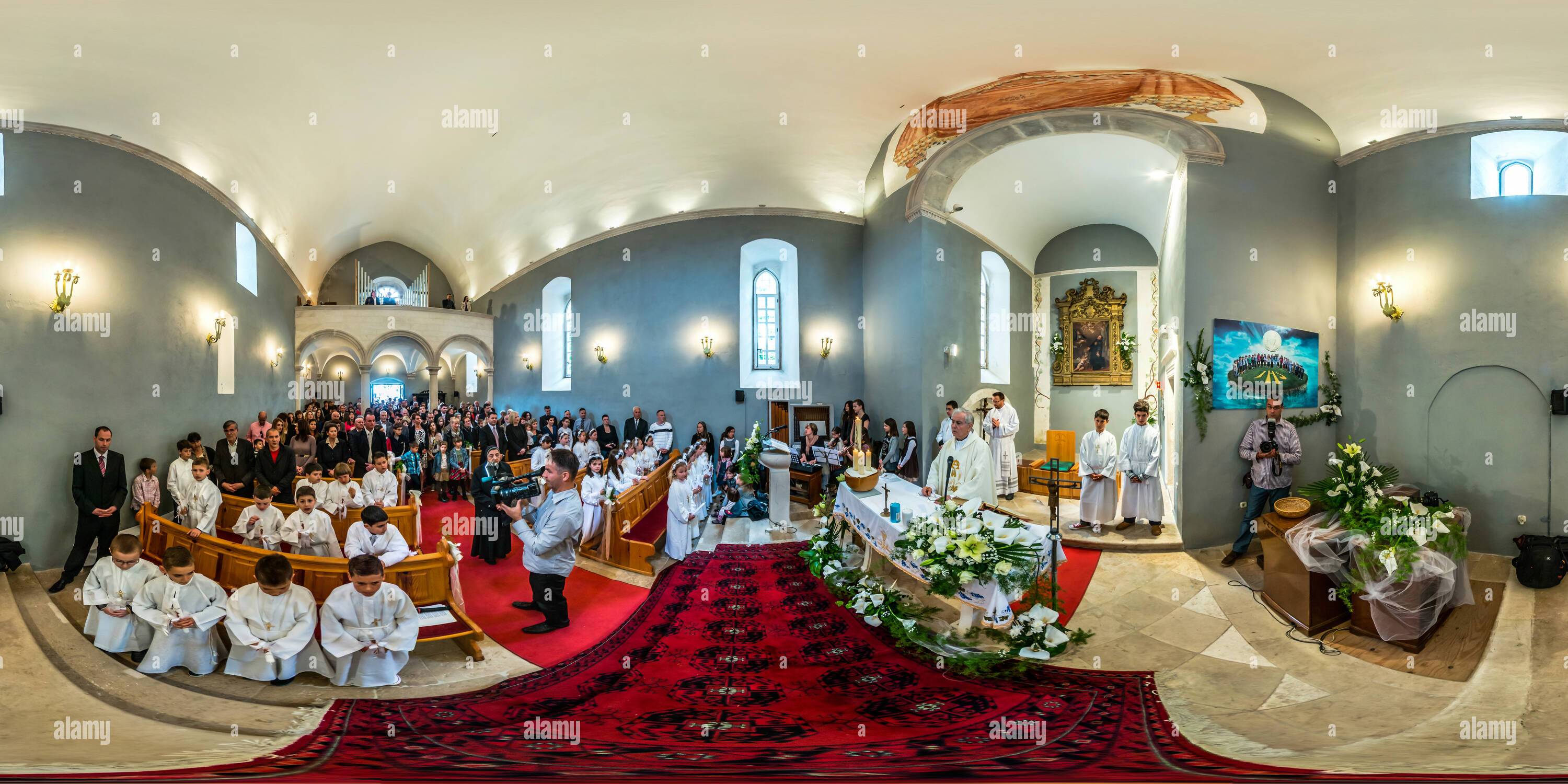 360 Grad Panorama Ansicht von Kirche St. Jakobus der Apostel - Erstkommunion 04.05.2014.