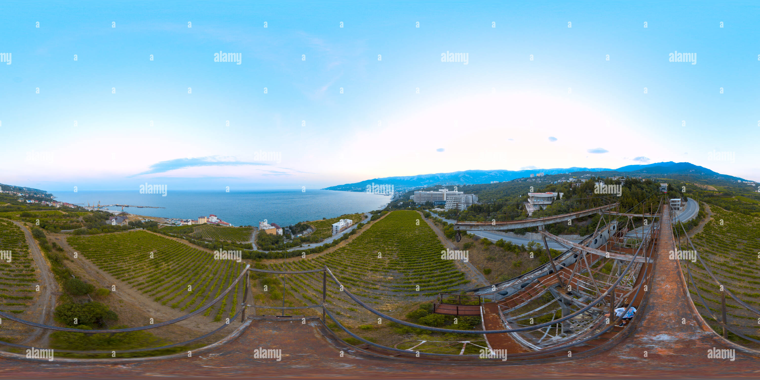 360 Grad Panorama Ansicht von Сableway Turm Jalta