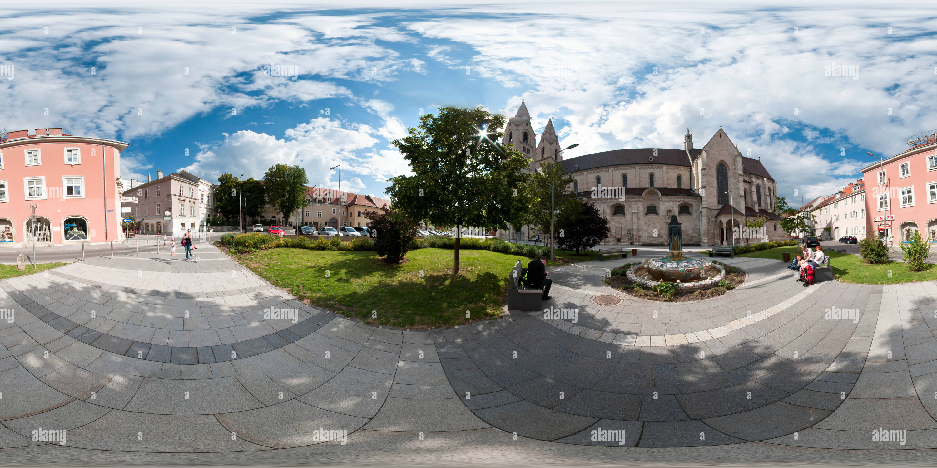 360 Grad Panorama Ansicht von Wr. Neustadt Dom