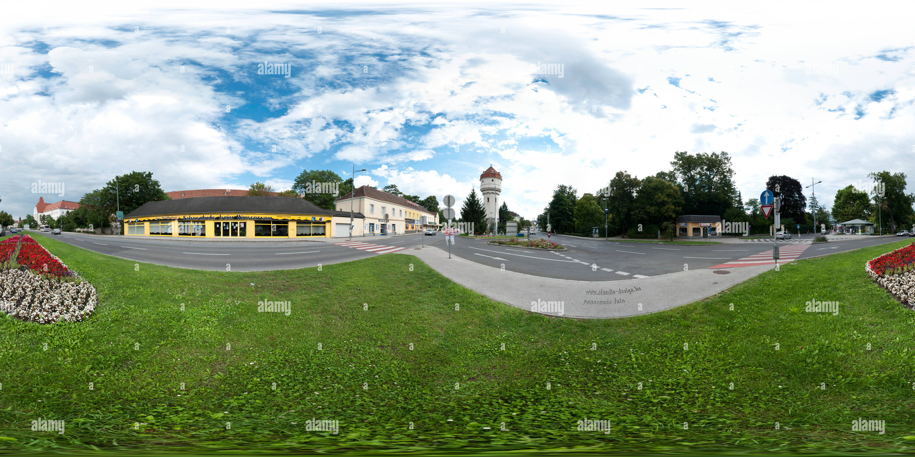 360 Grad Panorama Ansicht von Wr. Neustadt Wasserturm