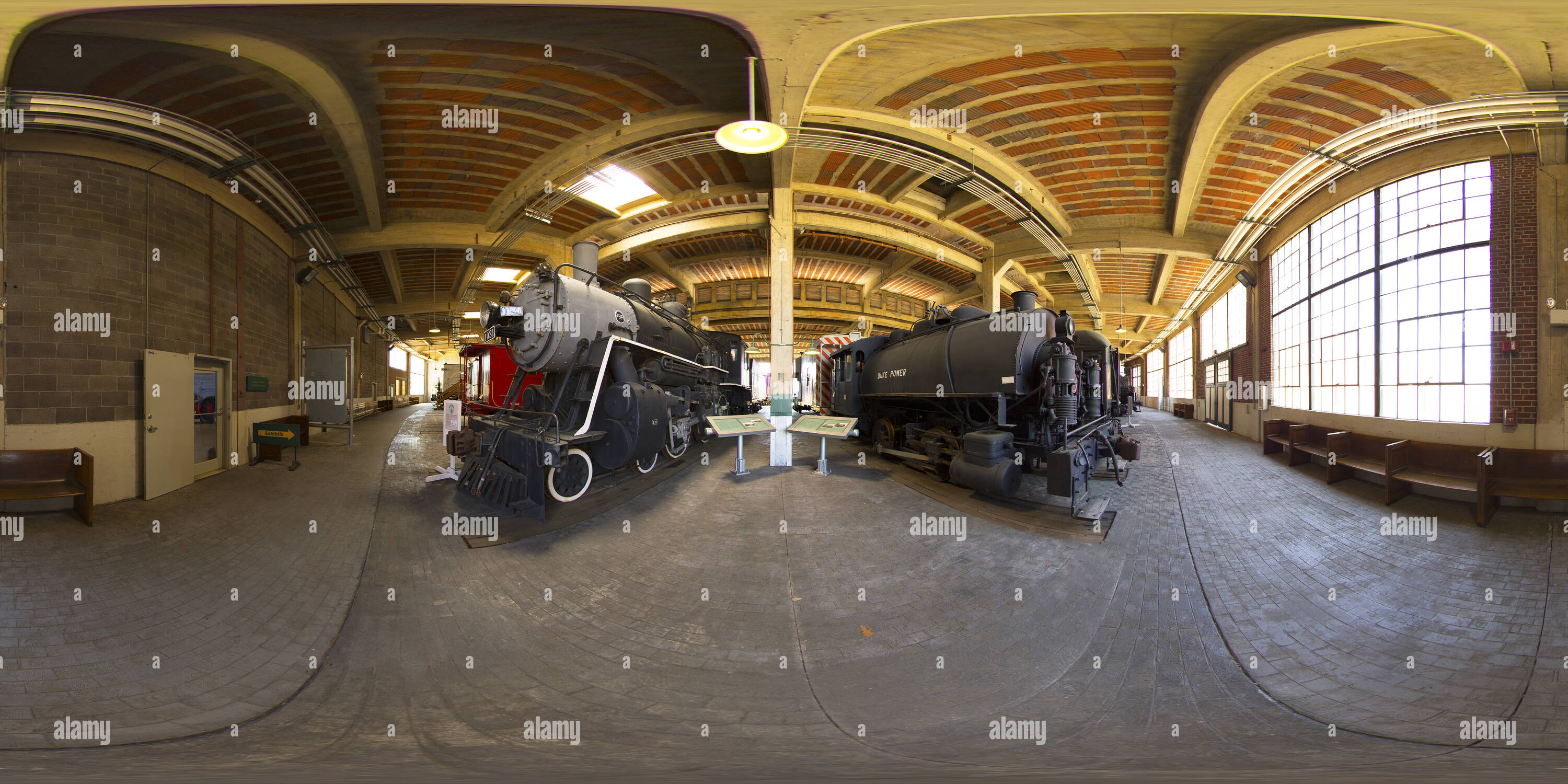 360 Grad Panorama Ansicht von North Carolina Transportation Museum