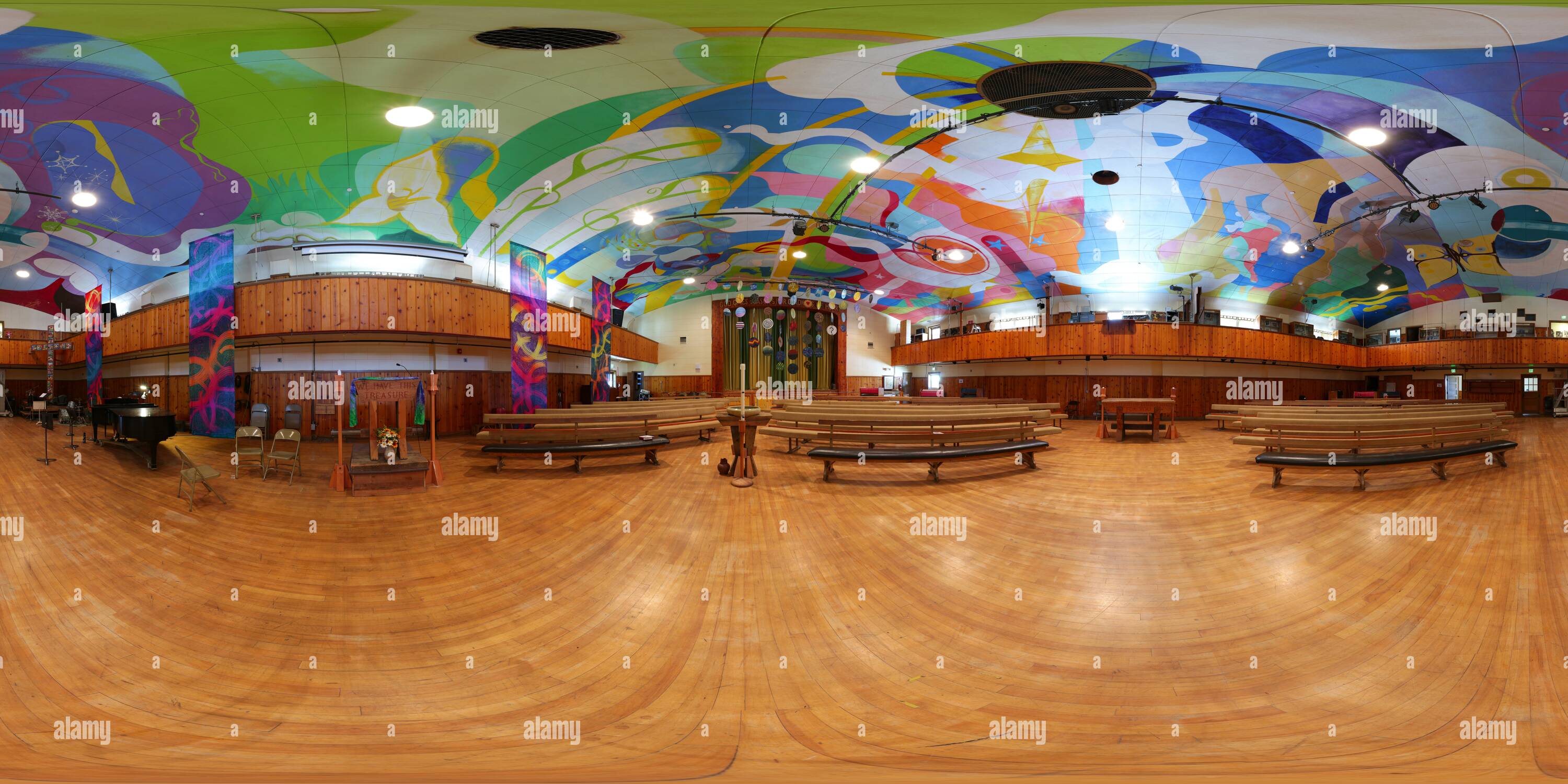 360 Grad Panorama Ansicht von Holden Dorf: Gymnasium Kapelle