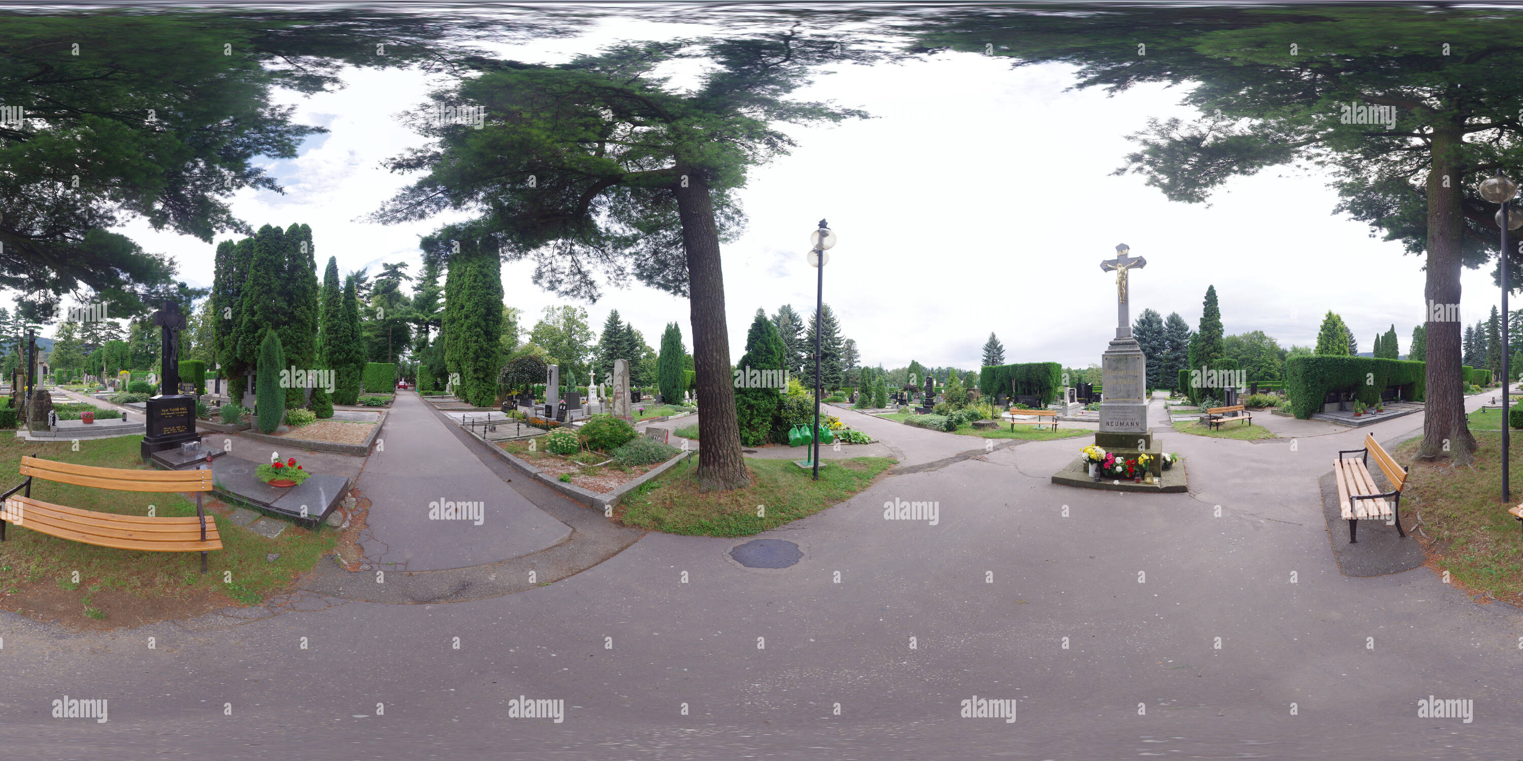 360 Grad Panorama Ansicht von Friedhof in Bystřice pod Hostýnem