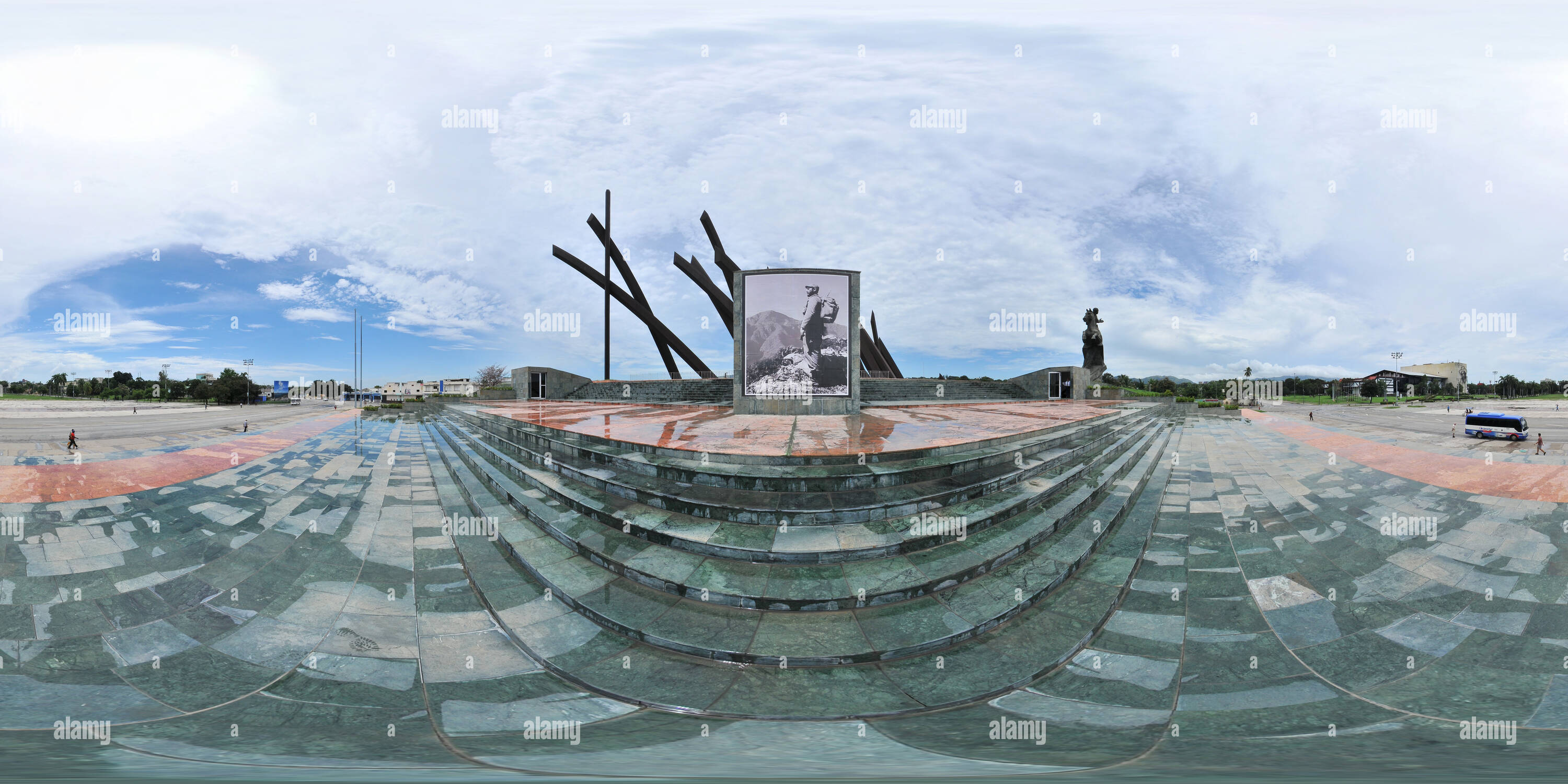 360 Grad Panorama Ansicht von Kuba - Santiago de Cuba, Denkmal für Antonio Maceo und Bild von Fidel Castro