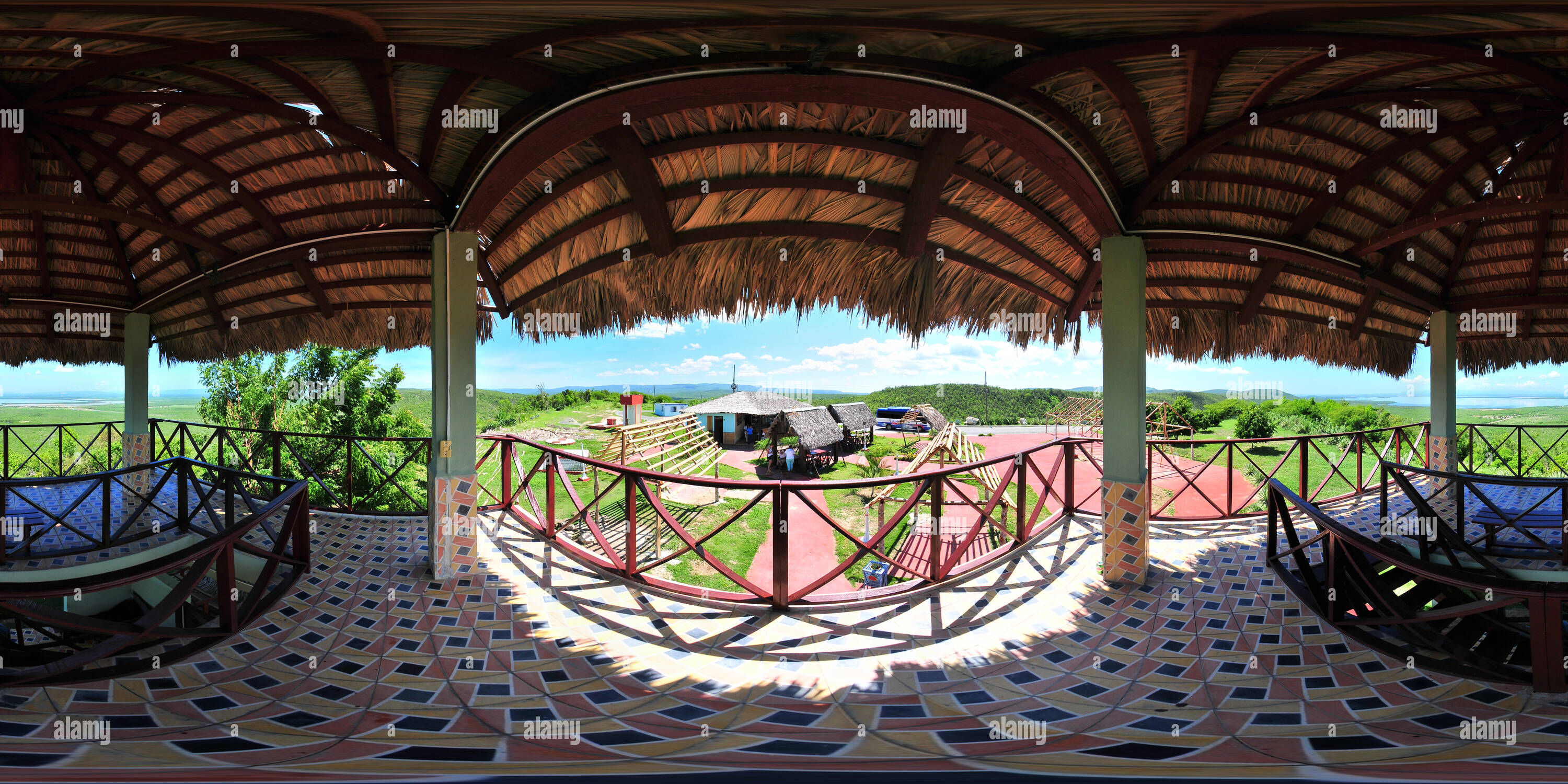 360 Grad Panorama Ansicht von Kuba - Guantanamo, Mirador la Gobernadora, Aussichtsturm