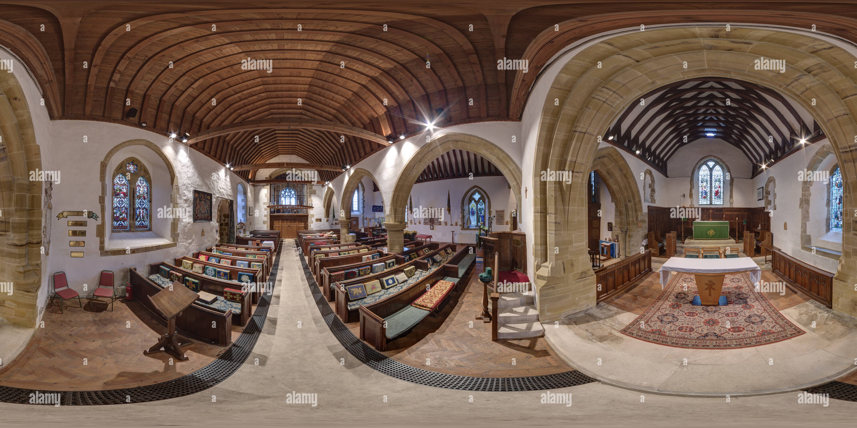 360 Grad Panorama Ansicht von Kirchenschiff von St. Maria Magdalena Kirche, Bolney