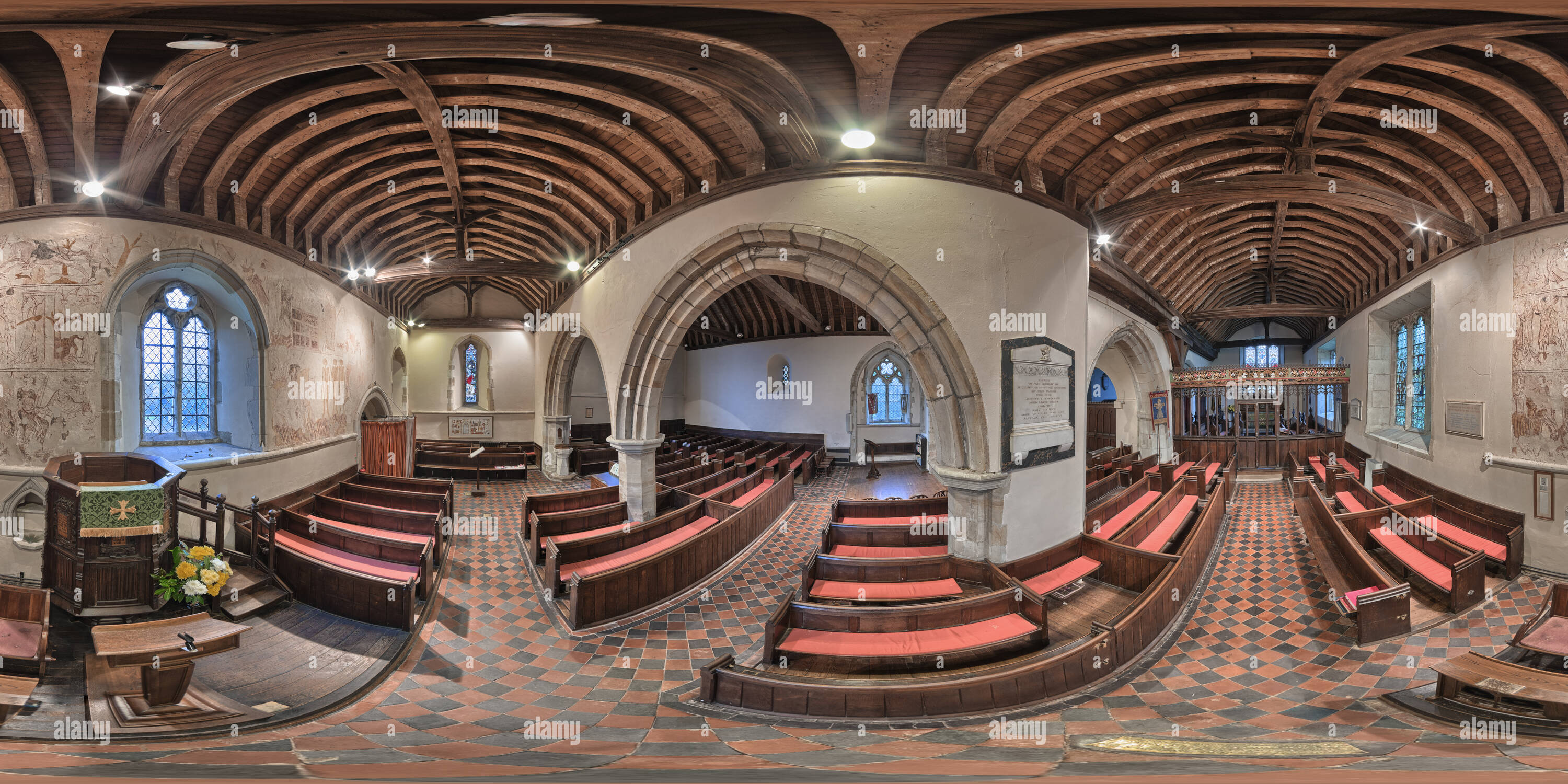 360 Grad Panorama Ansicht von Kirchenschiff von St. Nicholas Kirche Charlwood