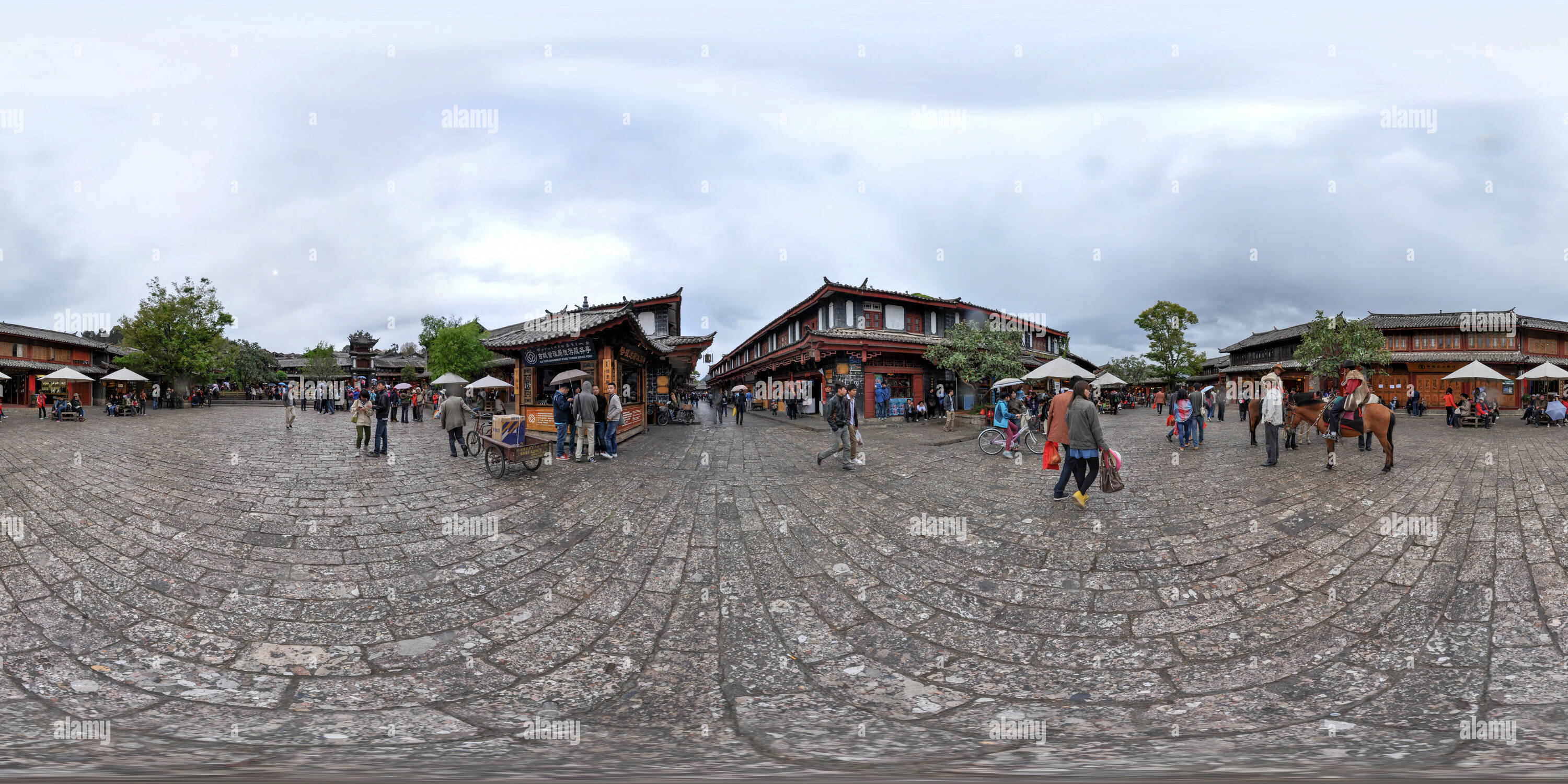 360 Grad Panorama Ansicht von Lijiang Yunnan Chine 3