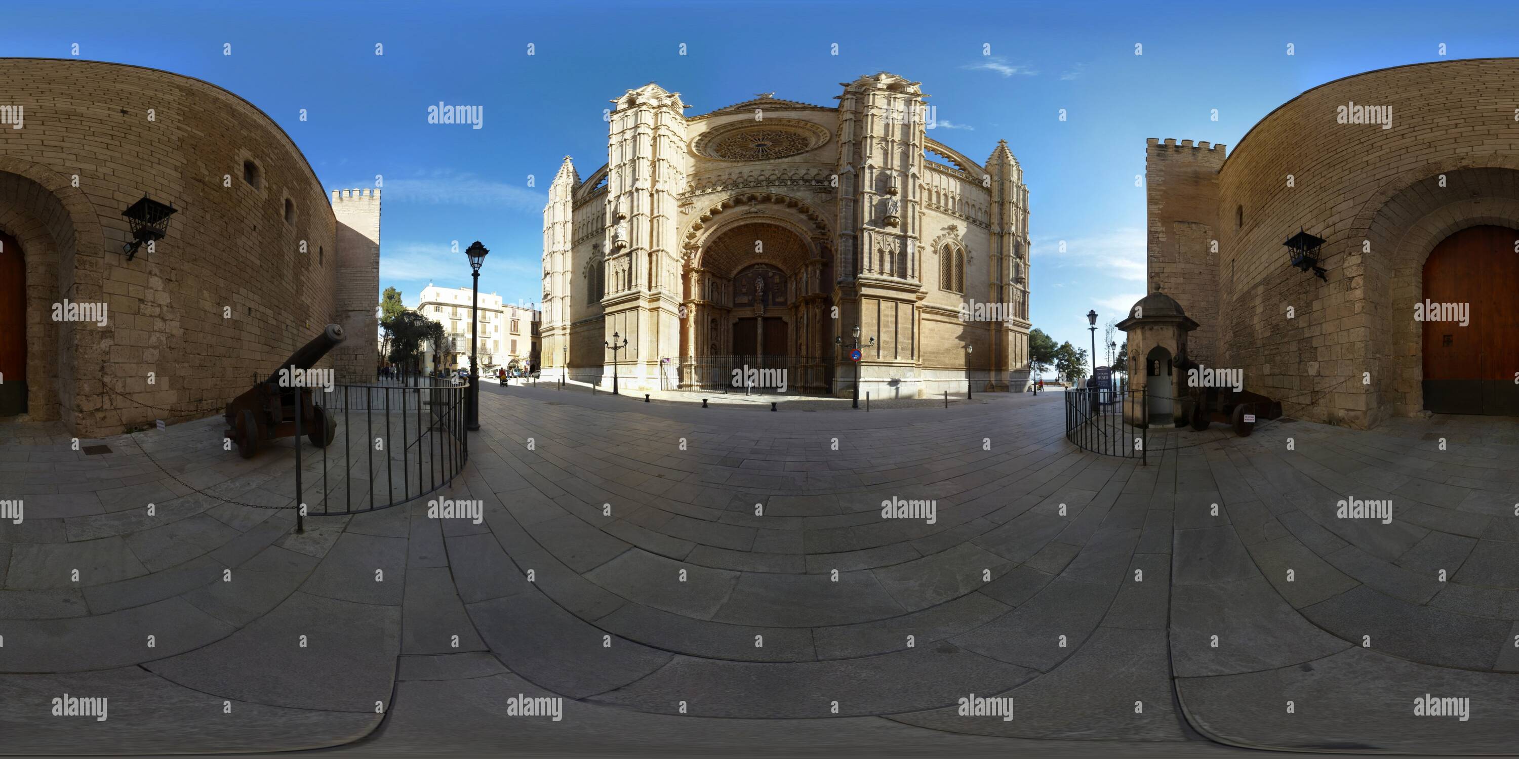 360 Grad Panorama Ansicht von Catedral de Palma de Mallorca (fachada)