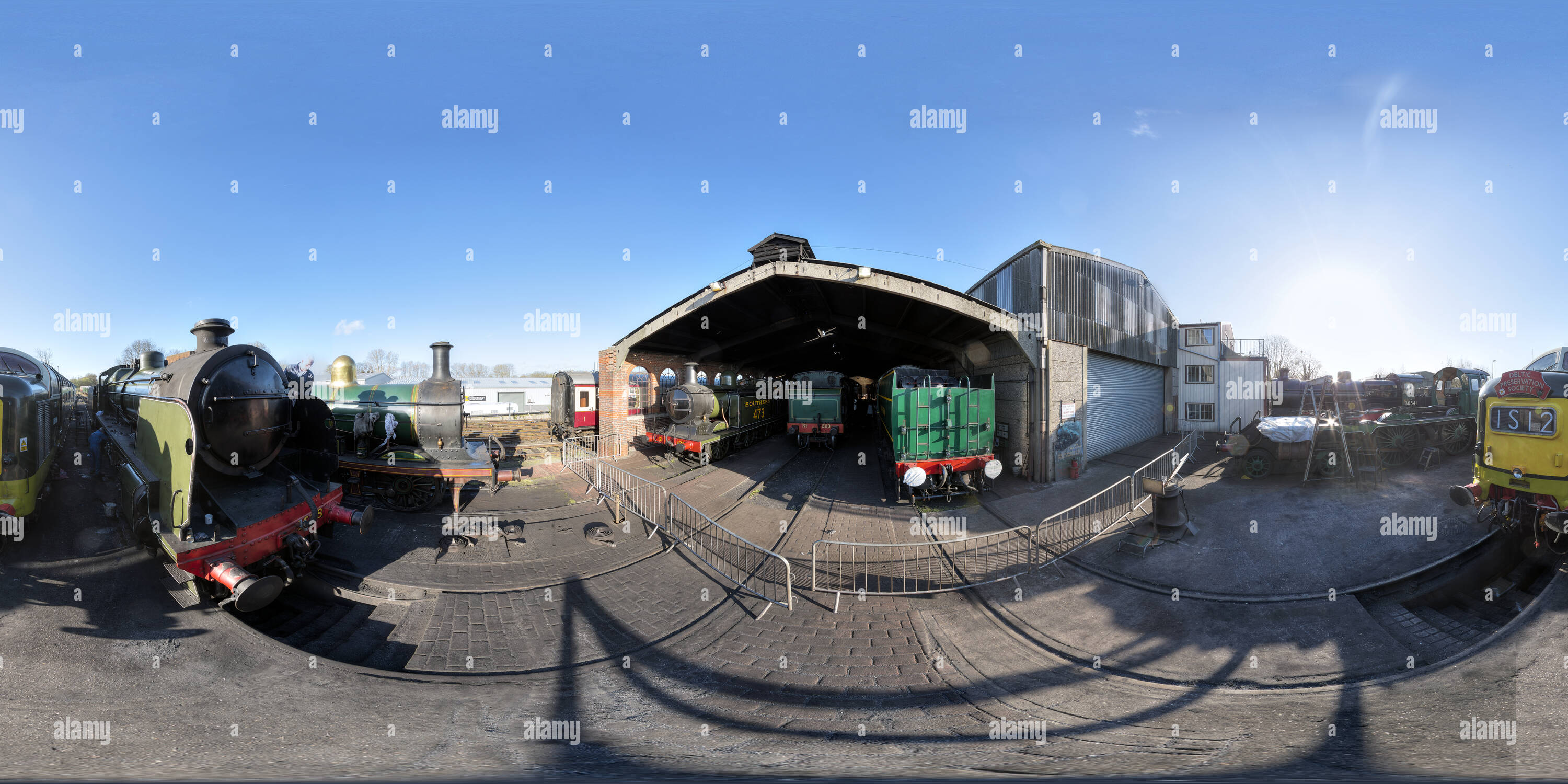 360 Grad Panorama Ansicht von D 9009 Alycidon mit SR 1638 und SEKR 592 an der Bluebell Railway