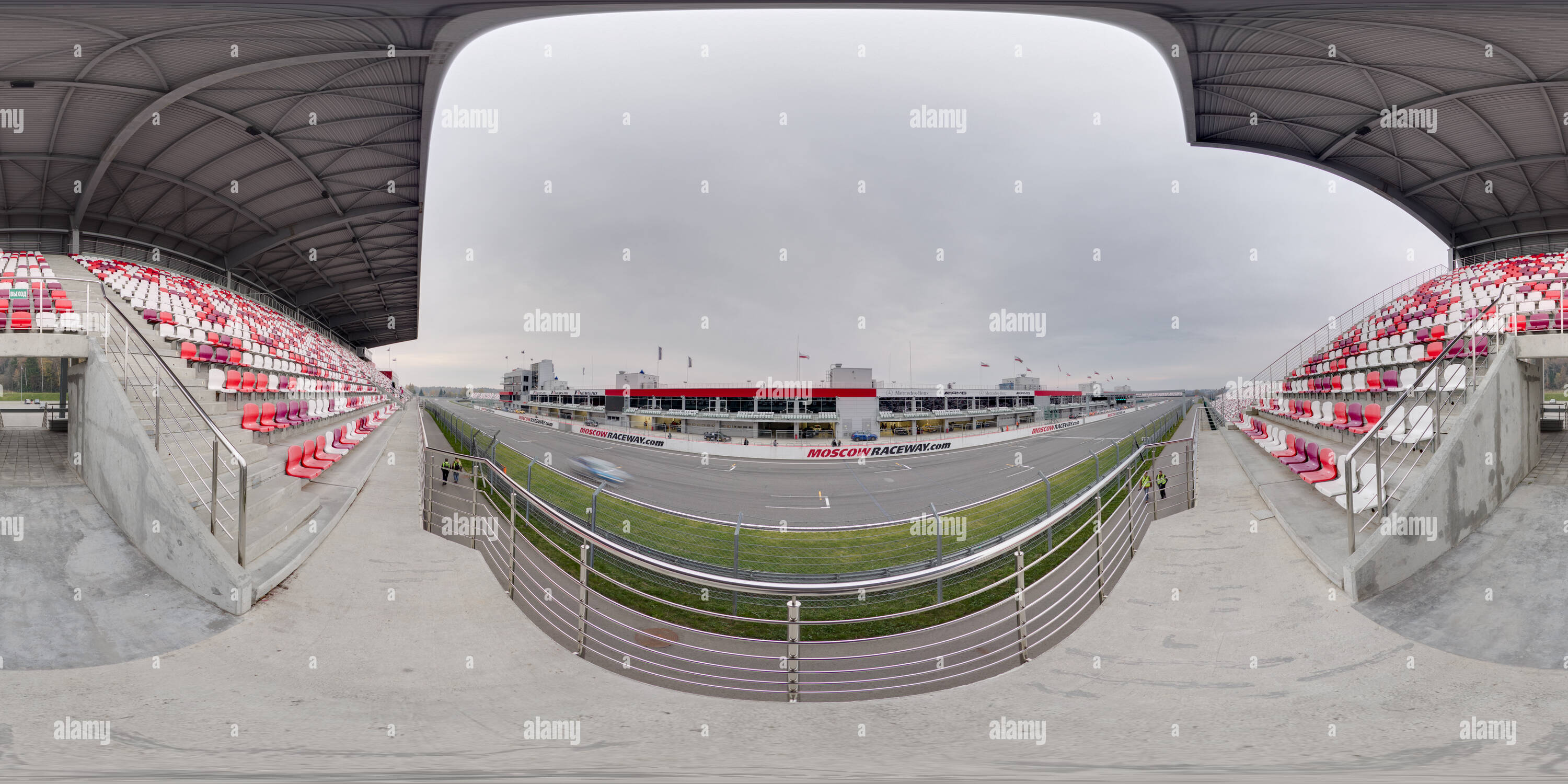 360 Grad Panorama Ansicht von Moscow Raceway