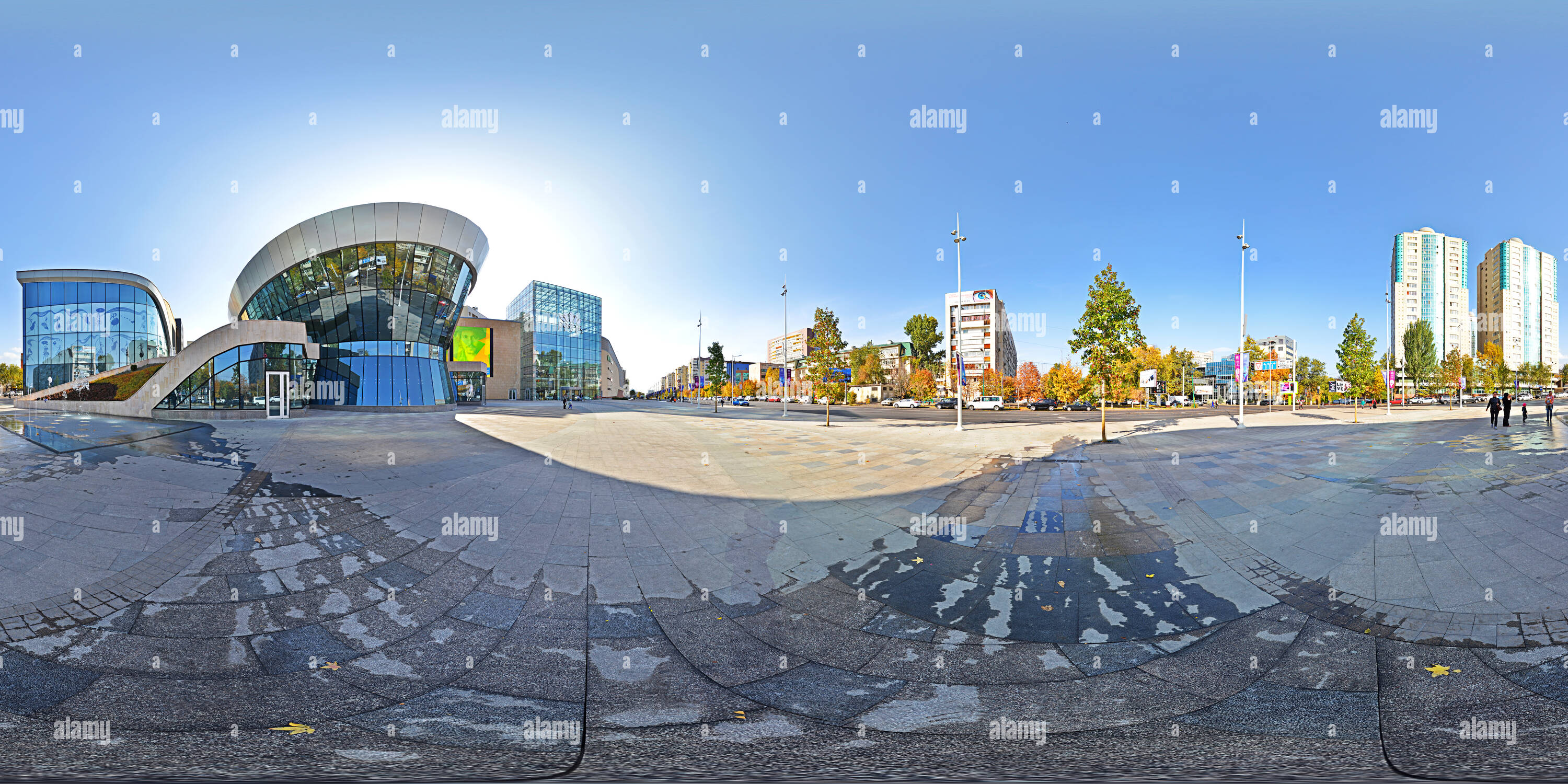 360 Grad Panorama Ansicht von Almaty Mall, DOSTYK PLAZA