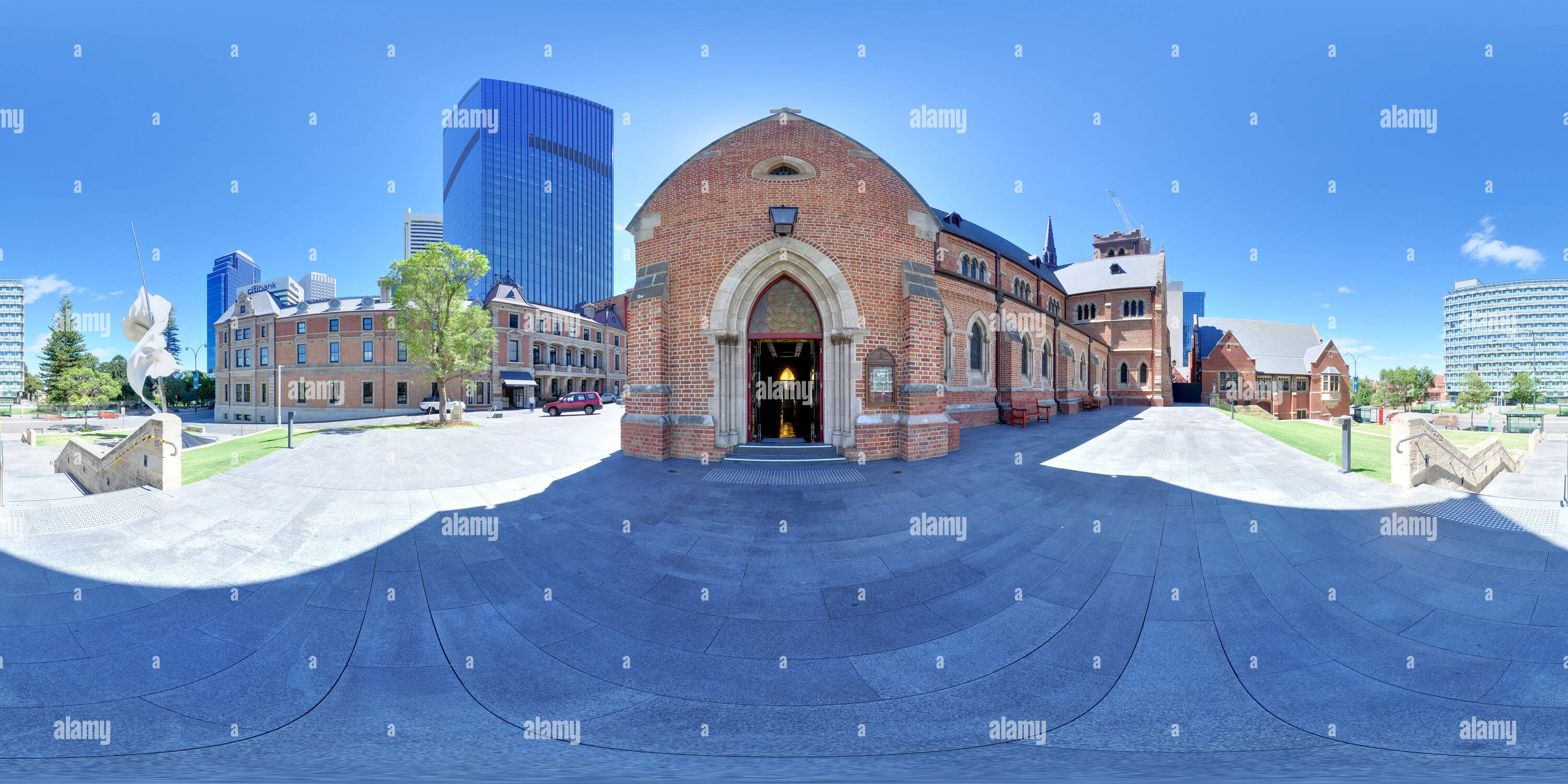 360 Grad Panorama Ansicht von St George's Cathedral Seite Eingang