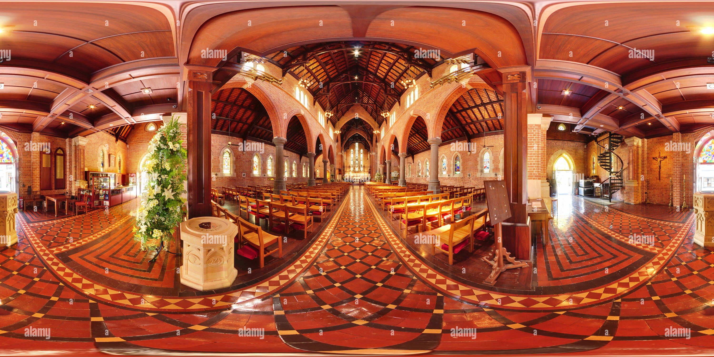360 Grad Panorama Ansicht von Im Inneren der Kathedrale St George S 3
