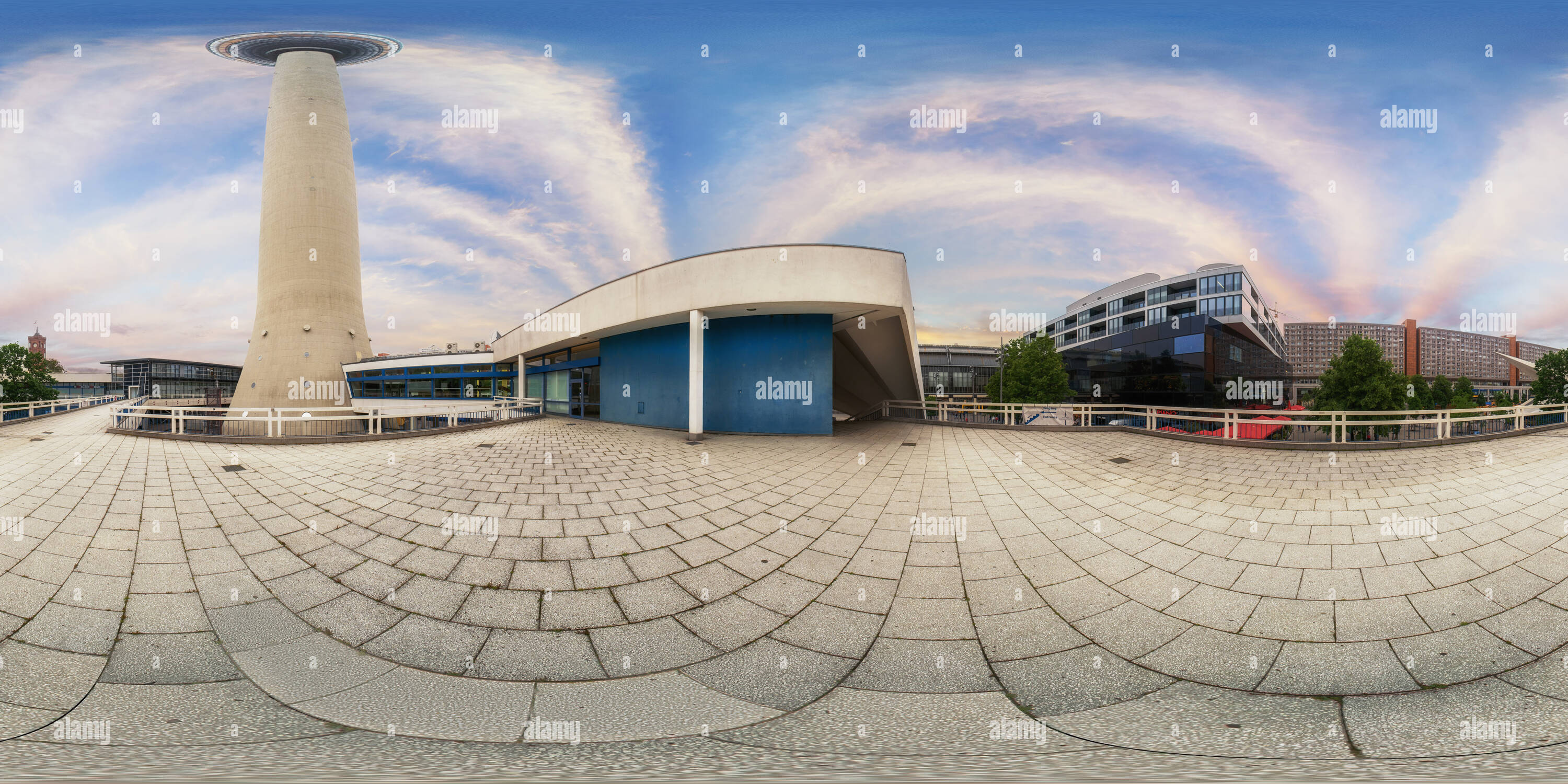 360 Grad Panorama Ansicht von Fernsehturm am Alexanderplatz. Berlin