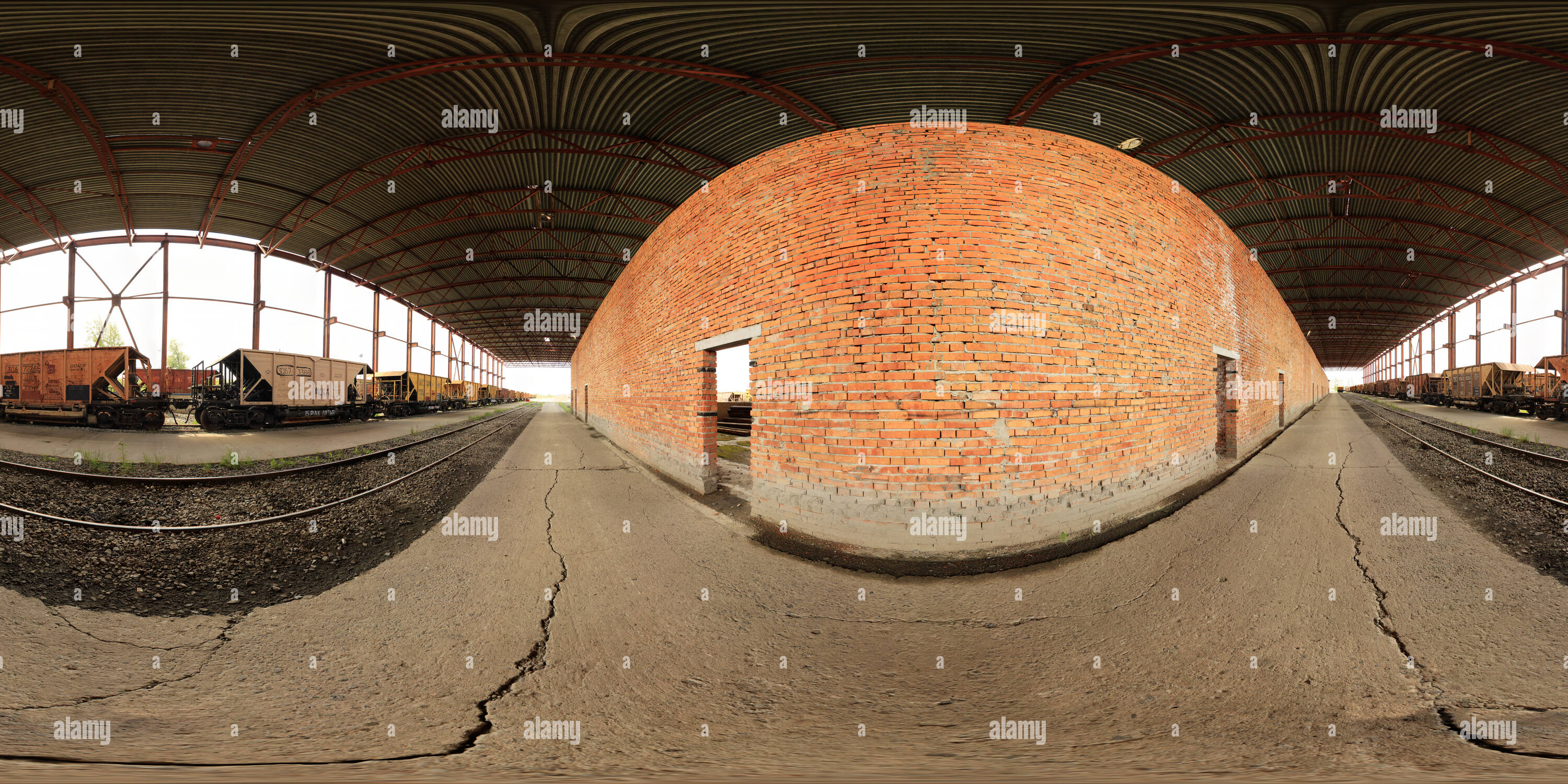 360 Grad Panorama Ansicht von Anschluss der Maschine Station 170