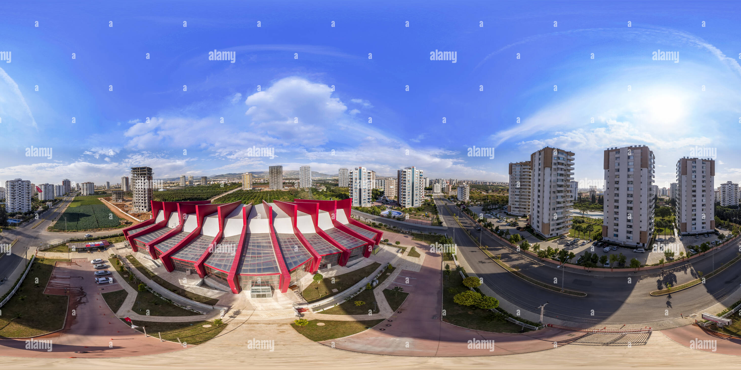 360 Grad Panorama Ansicht von Olympischen Innenpool Yenisehir Vr Mersin 760