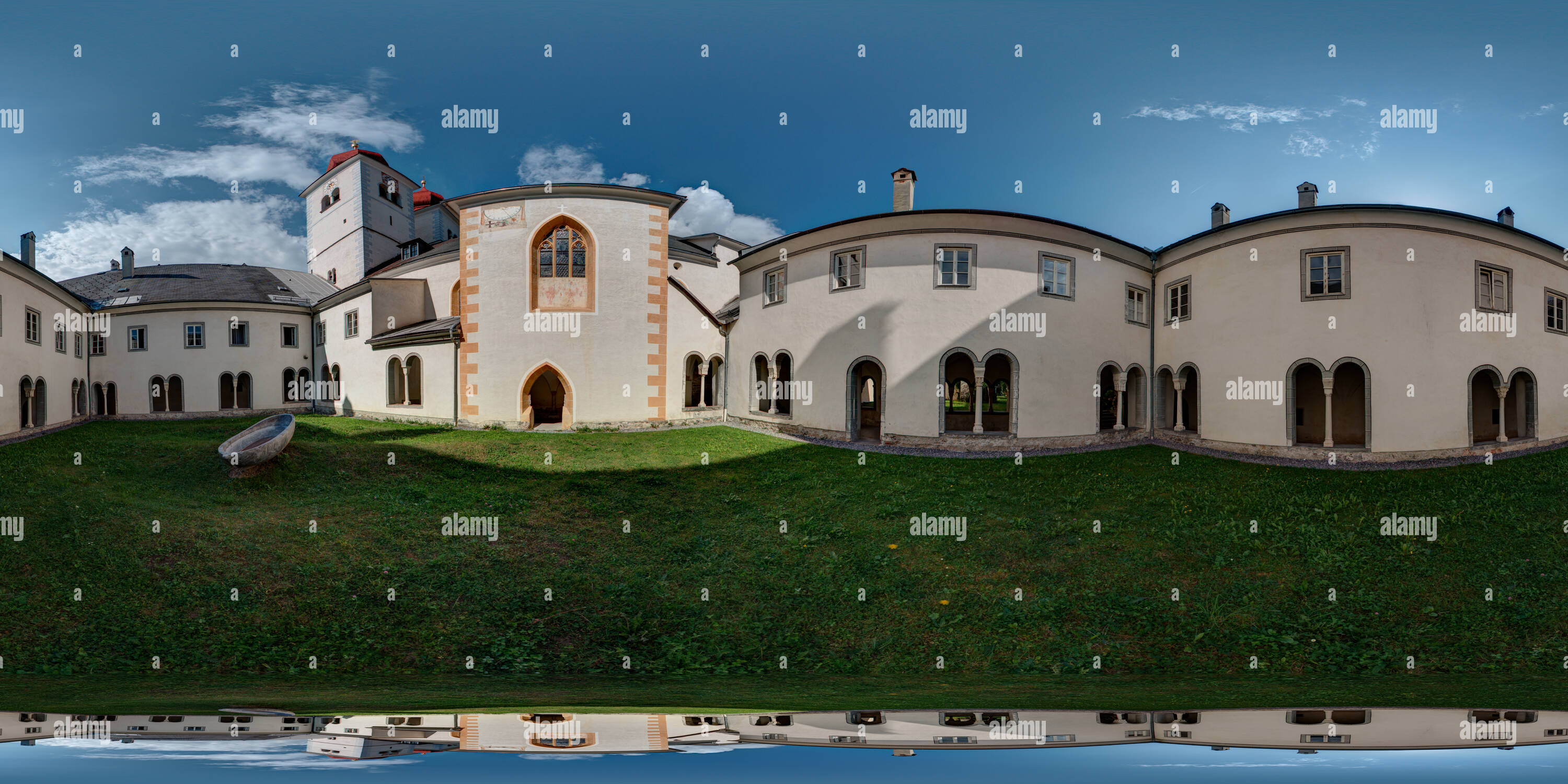 360 Grad Panorama Ansicht von Hof