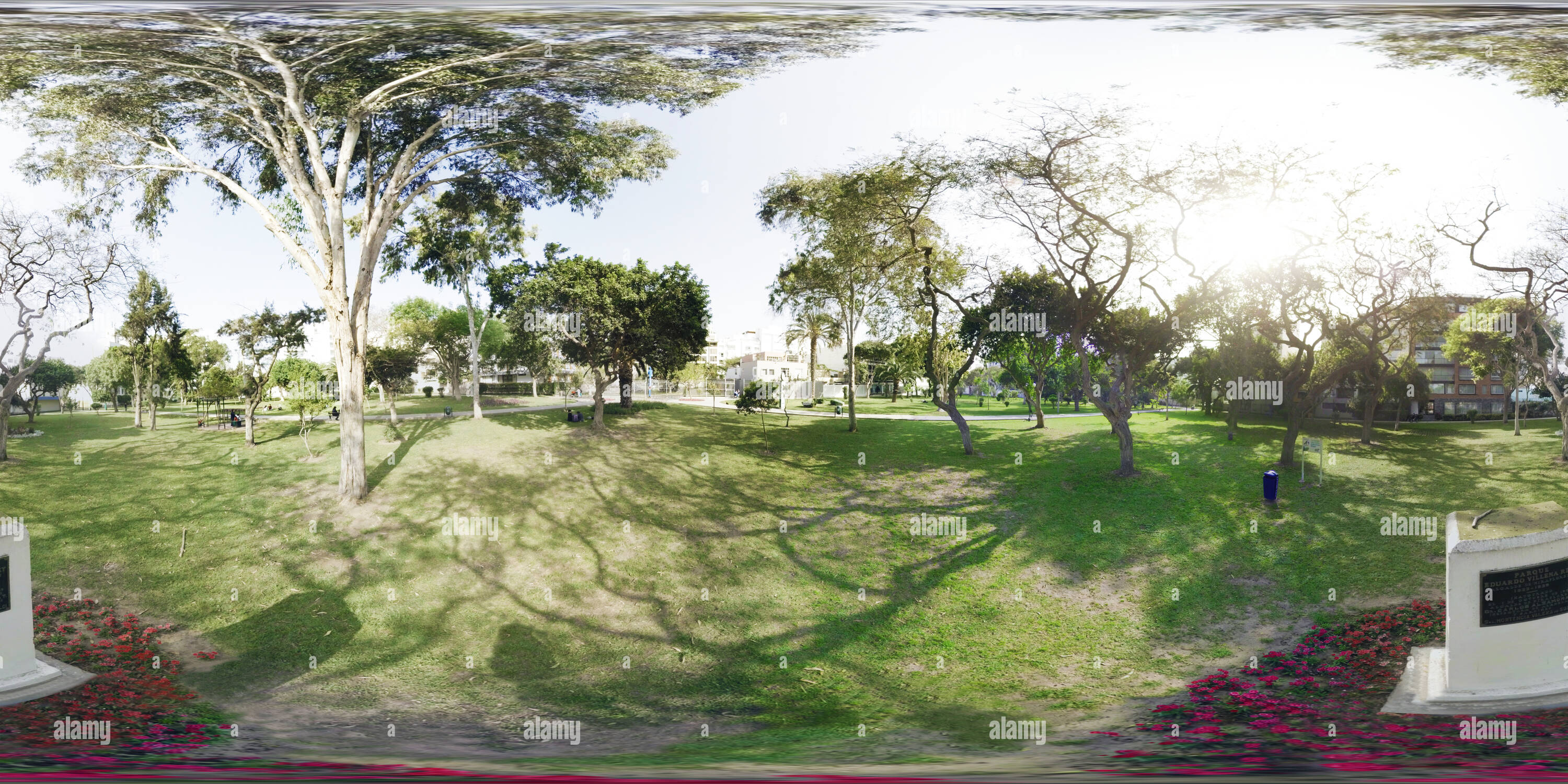 360 Grad Panorama Ansicht von Eduardo Villena Rey Park