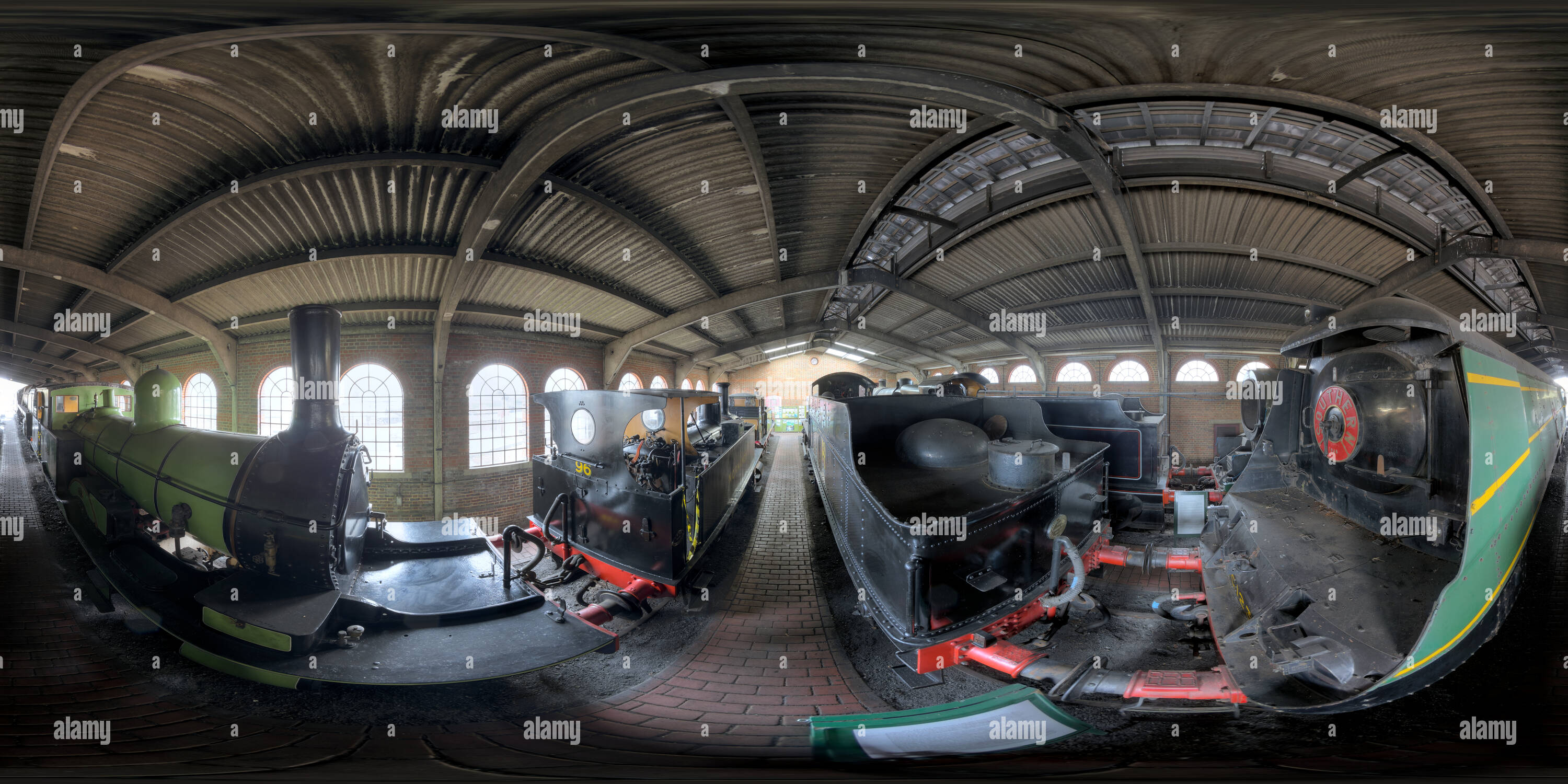 360 Grad Panorama Ansicht von Sheffield Park lokschuppen an der Bluebell Railway