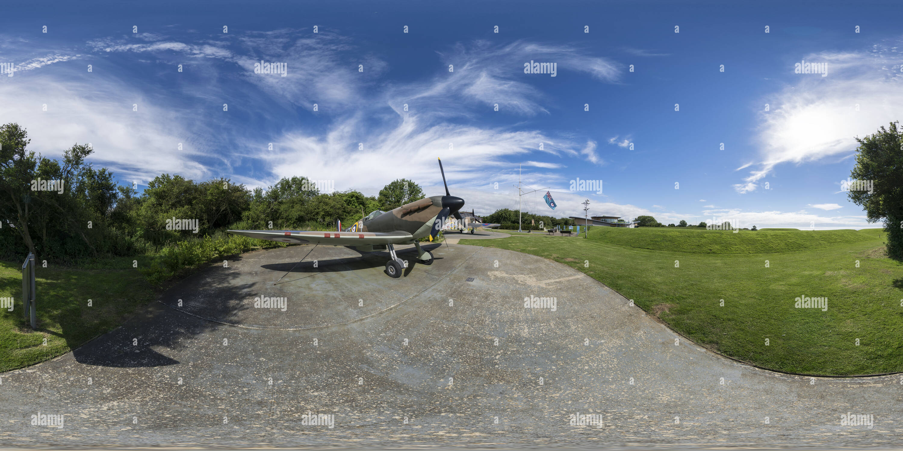 360 Grad Panorama Ansicht von Spitfire Mk 1 Replik, Capel-le-Ferne, Kent