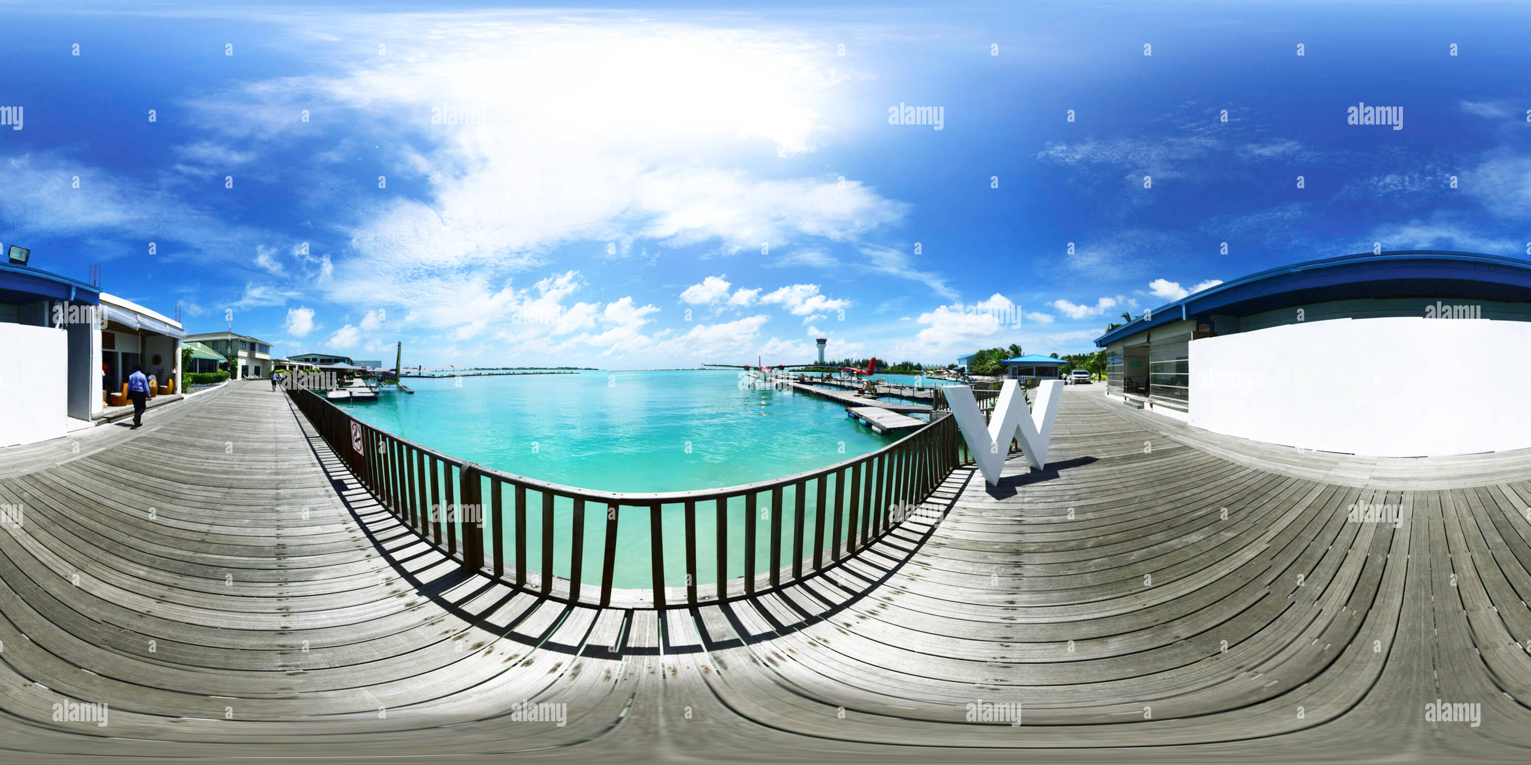 360 Grad Panorama Ansicht von W Retreat & Spa Lounge am Trans Maldivian Airways