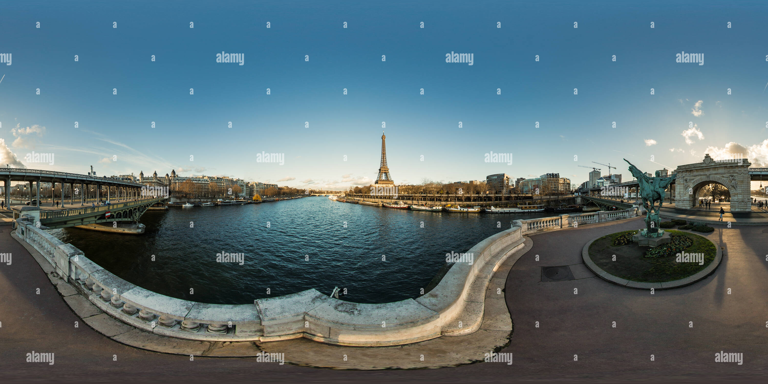 360 Grad Panorama Ansicht von Pont de Bir-Hakeim-Brücke Bir-Hakeim - Seine - Paris - Frankreich