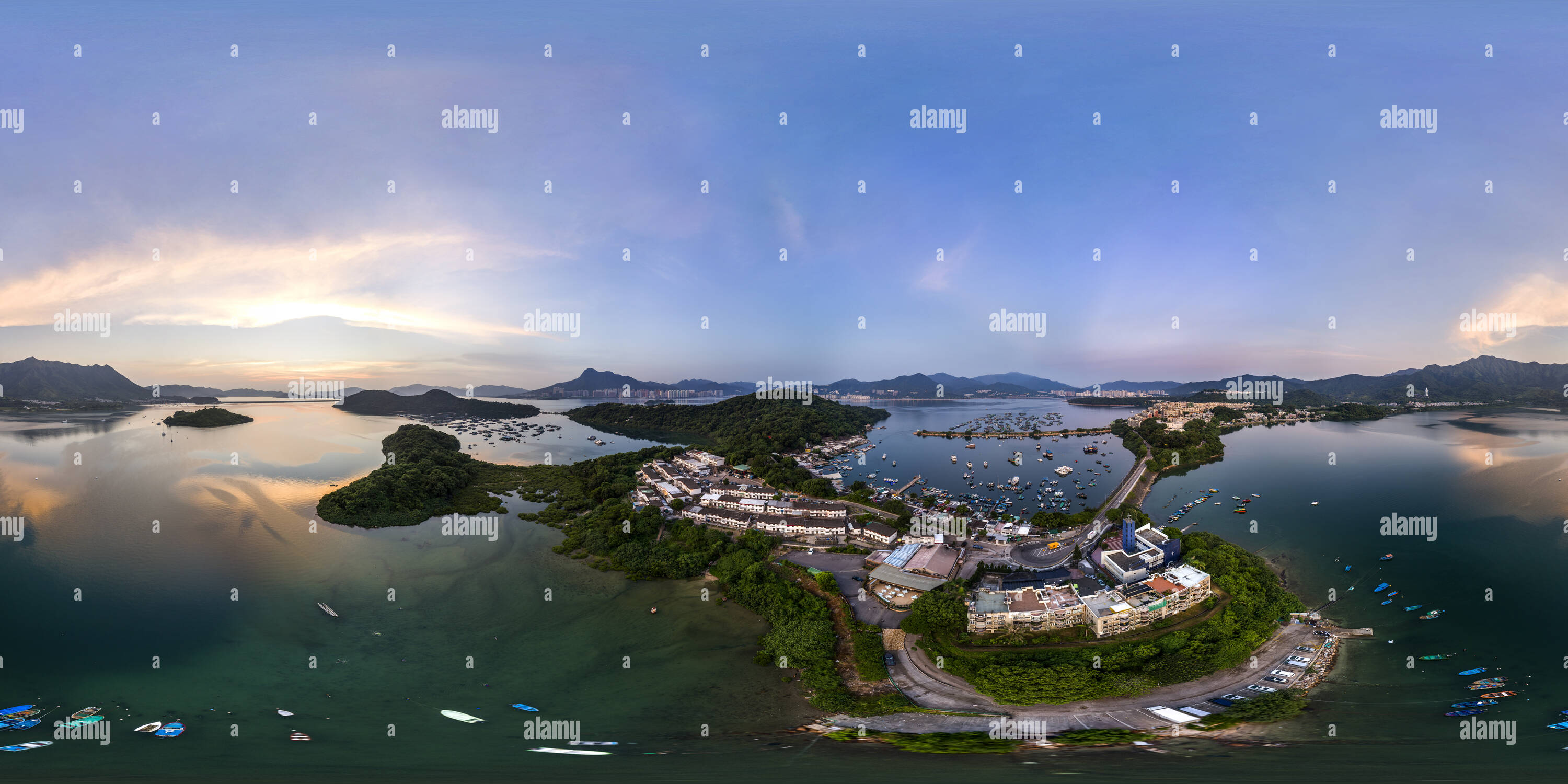 360 Grad Panorama Ansicht von Luen Yick Fischerdorf (大埔鹽田仔聯益漁民新村), Yim Tin Tsai, Tai Po, NT, HK