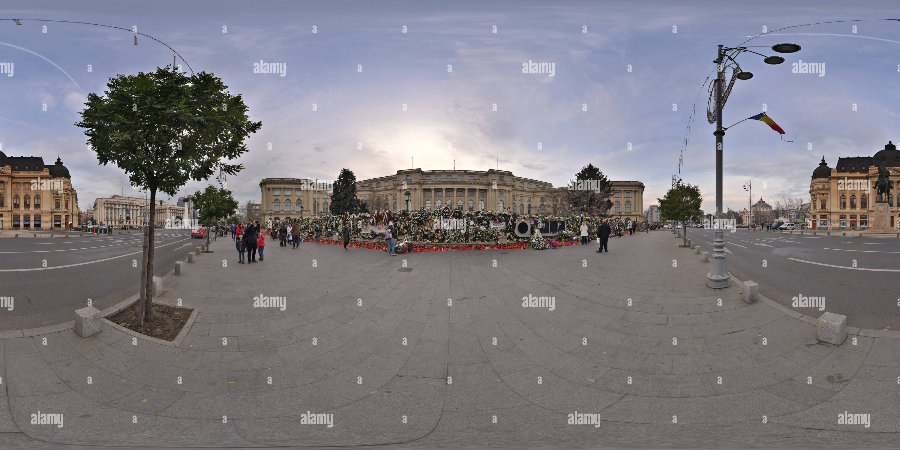 360 Grad Panorama Ansicht von Nationale Trauer nach dem Tod von Michael ich im Royal Palace in Bukarest, Rumänien (3)