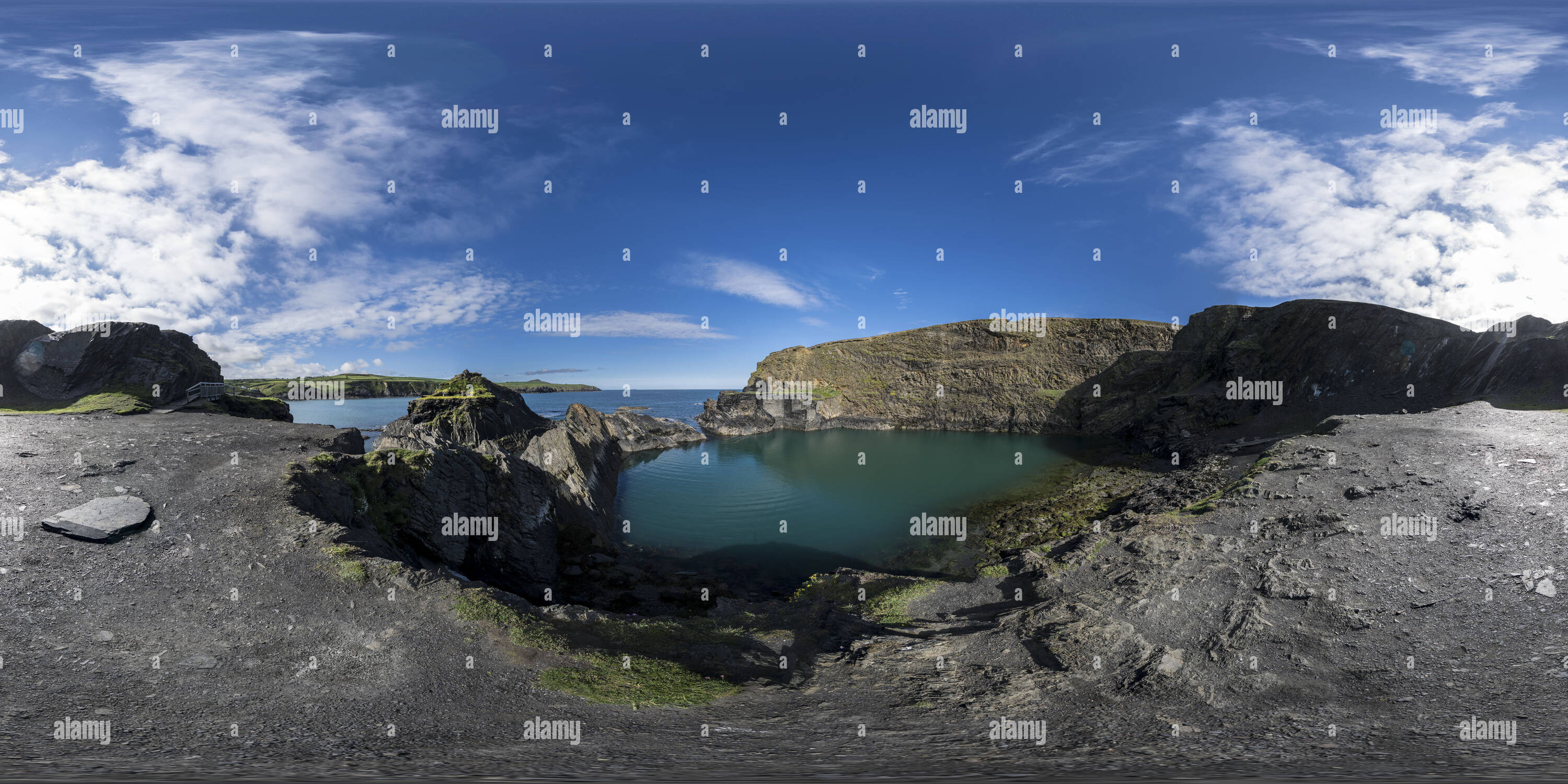 360 Grad Panorama Ansicht von Die Blaue Lagune, Abereiddy, Pembrokeshire