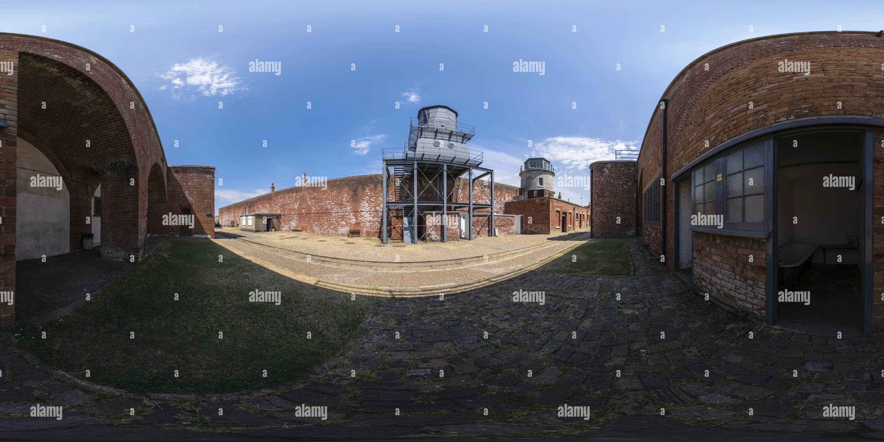 360 Grad Panorama Ansicht von Der alten Scheinwerfer bei Hurst Castle, Hampshire