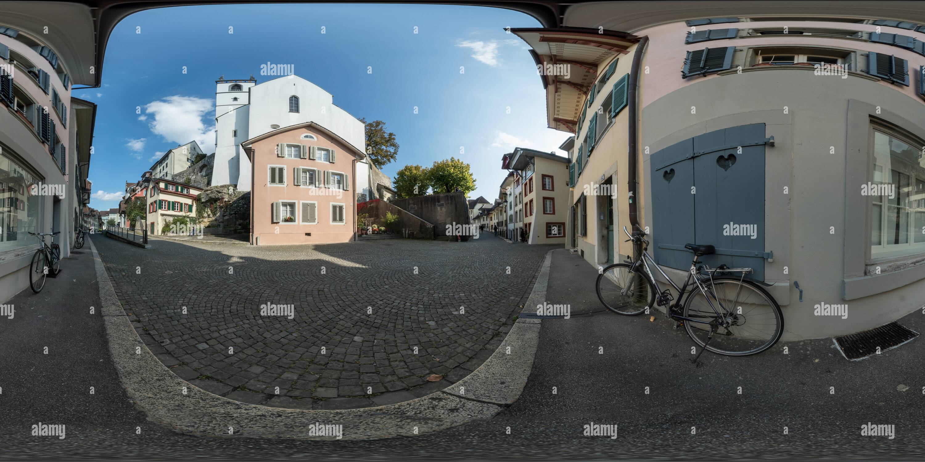 360 Grad Panorama Ansicht von Altstadt von Aarau: Halden