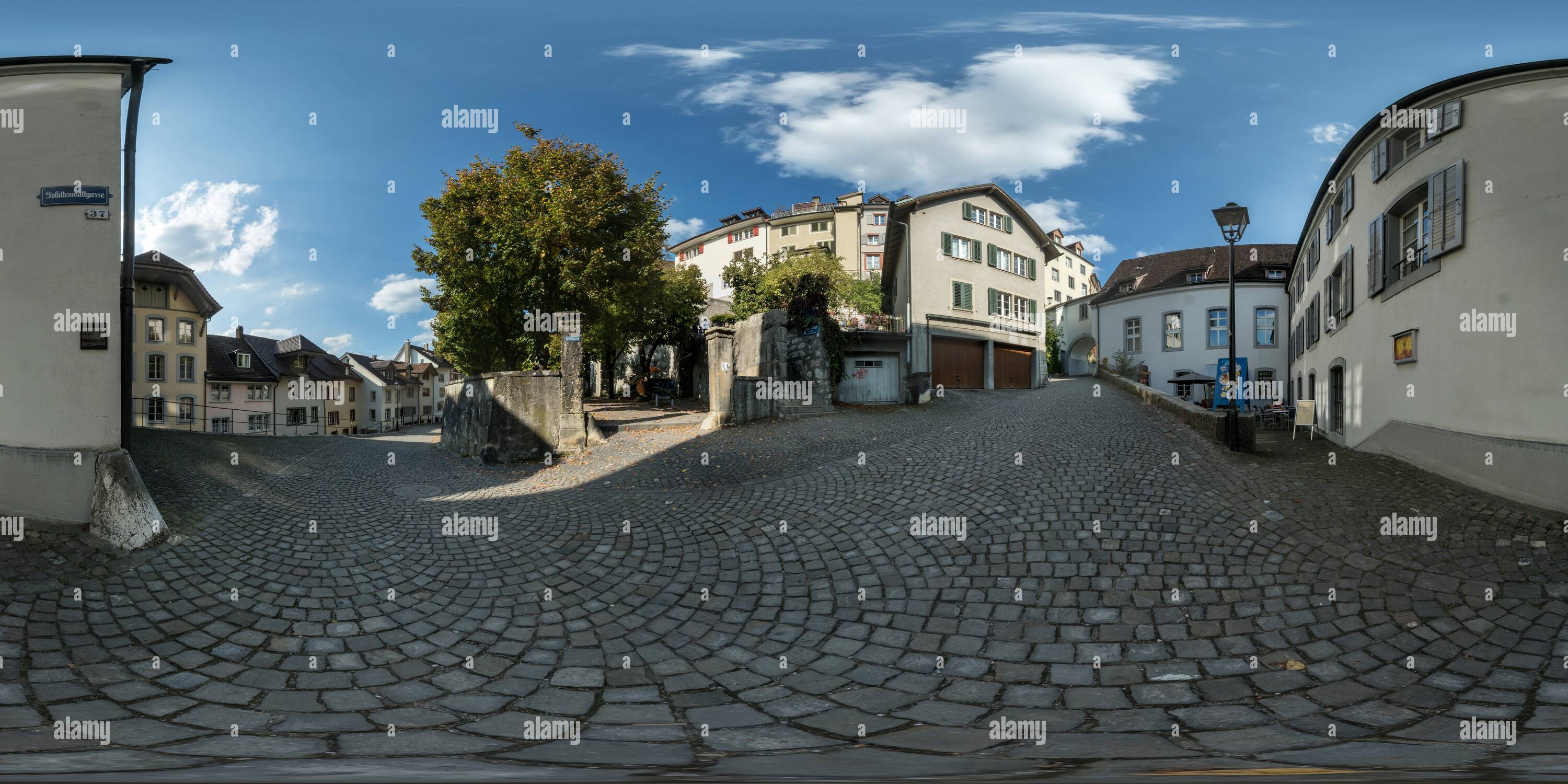 360 Grad Panorama Ansicht von Altstadt von Aarau: Golattenmattgasse