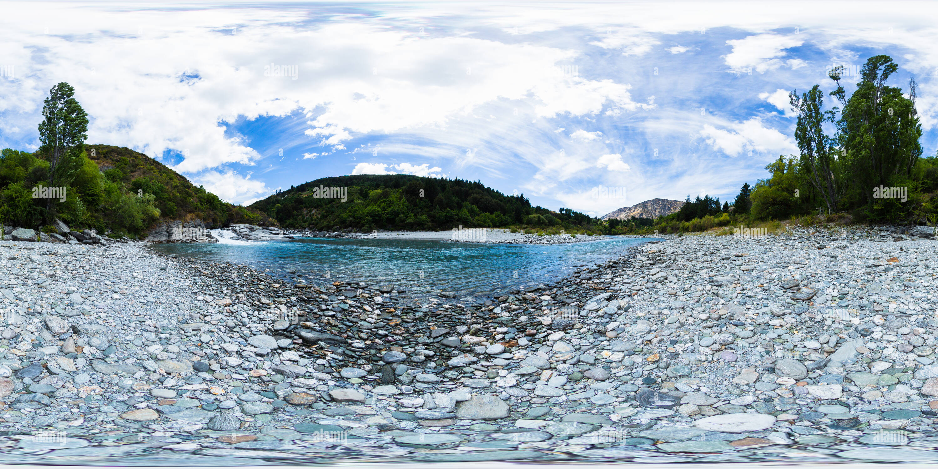 360 Grad Panorama Ansicht von Shotover Riverbank - Queenstown - Otago - Lakes District - Neuseeland