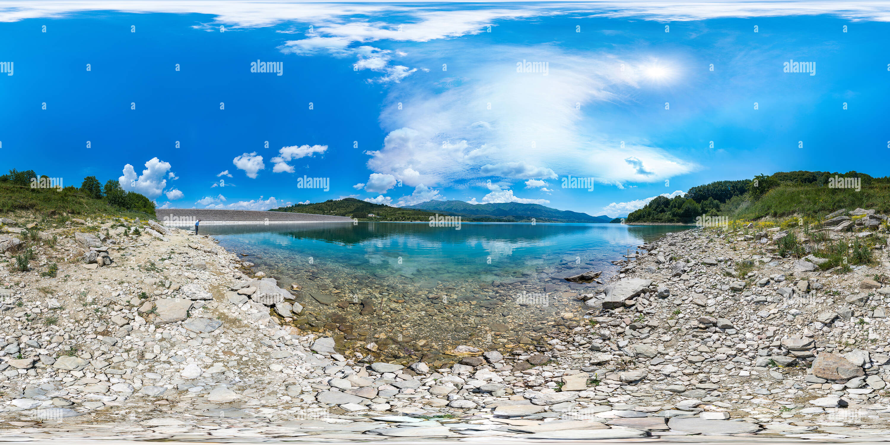360 Grad Panorama Ansicht von Lago di Campotosto