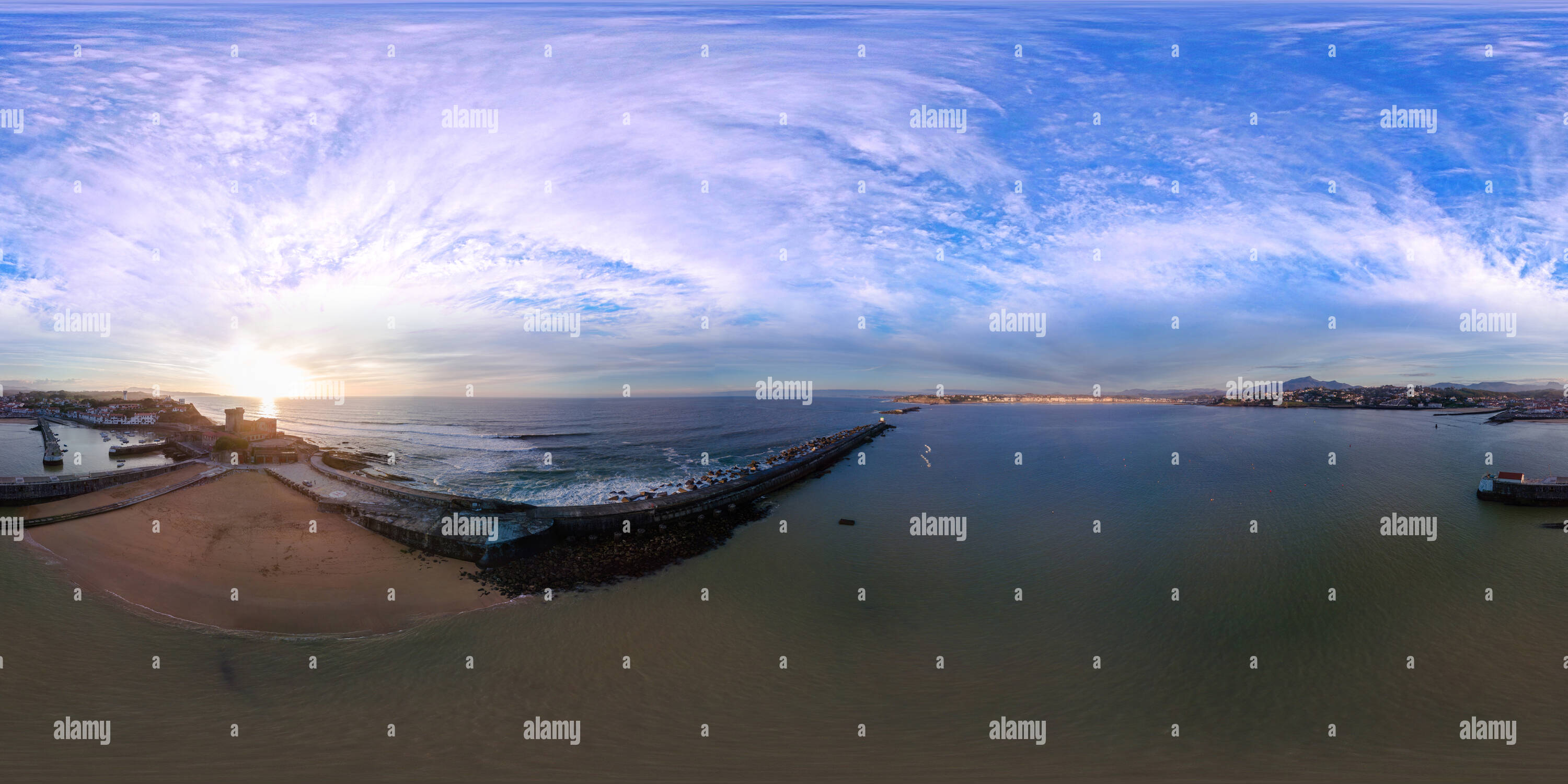 360 Grad Panorama Ansicht von Socoa und Ciboure nach regen