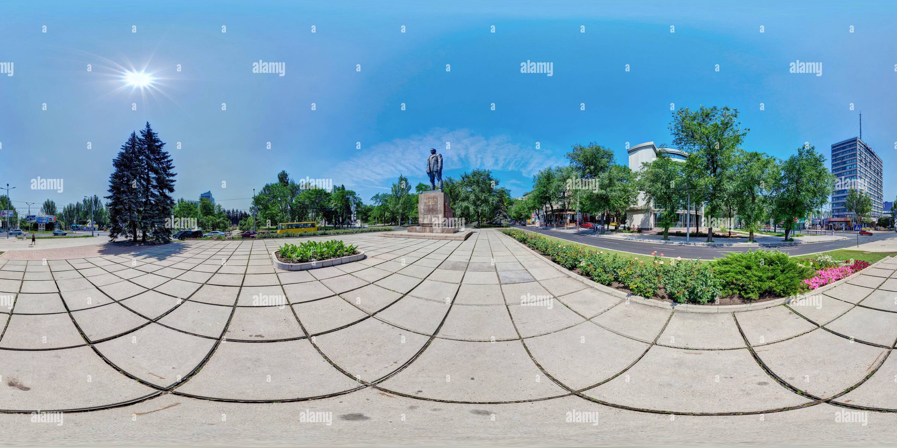 360 Grad Panorama Ansicht von Denkmal für Artem