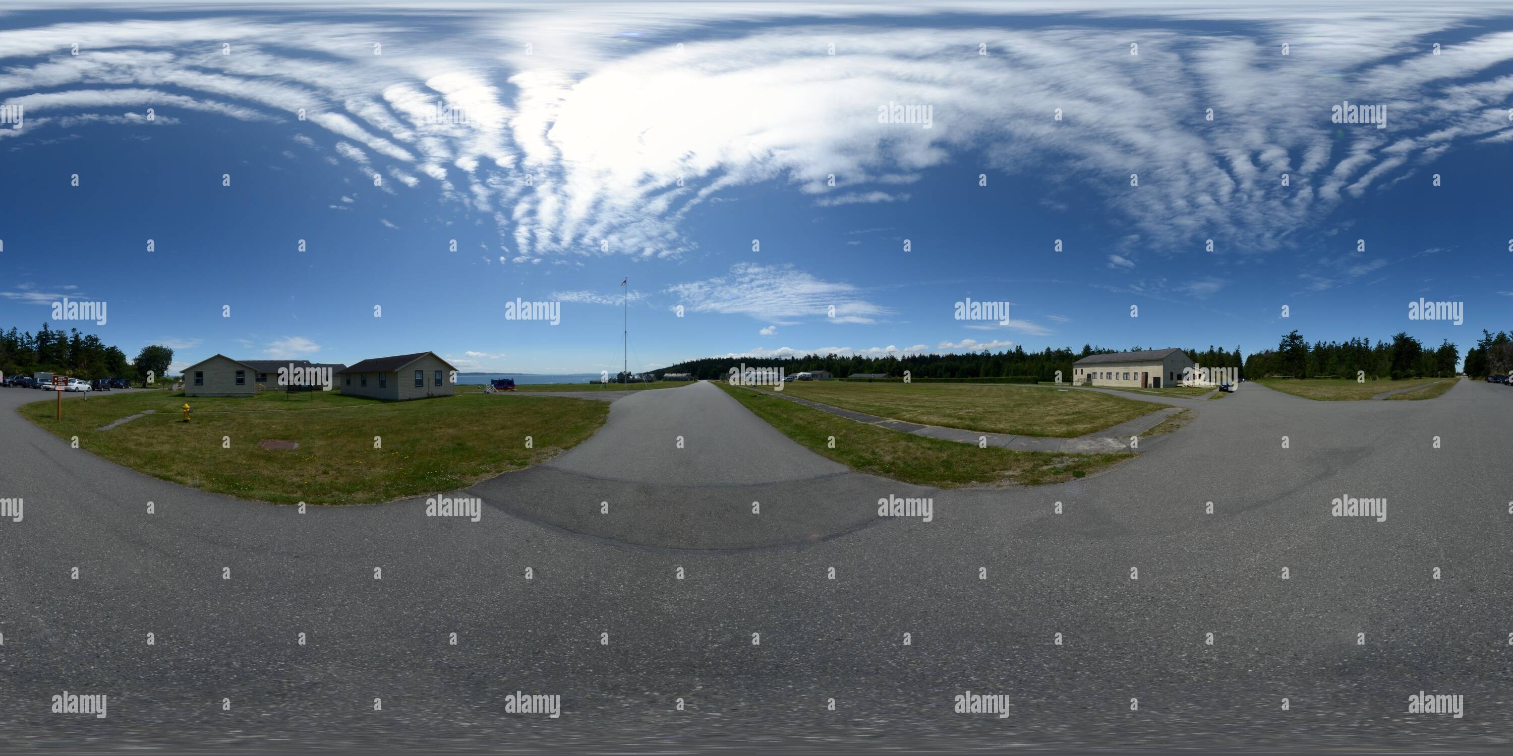 360 °-Ansicht auf Exerzierplatz NE-Fort Flagler State Park, Washington ...