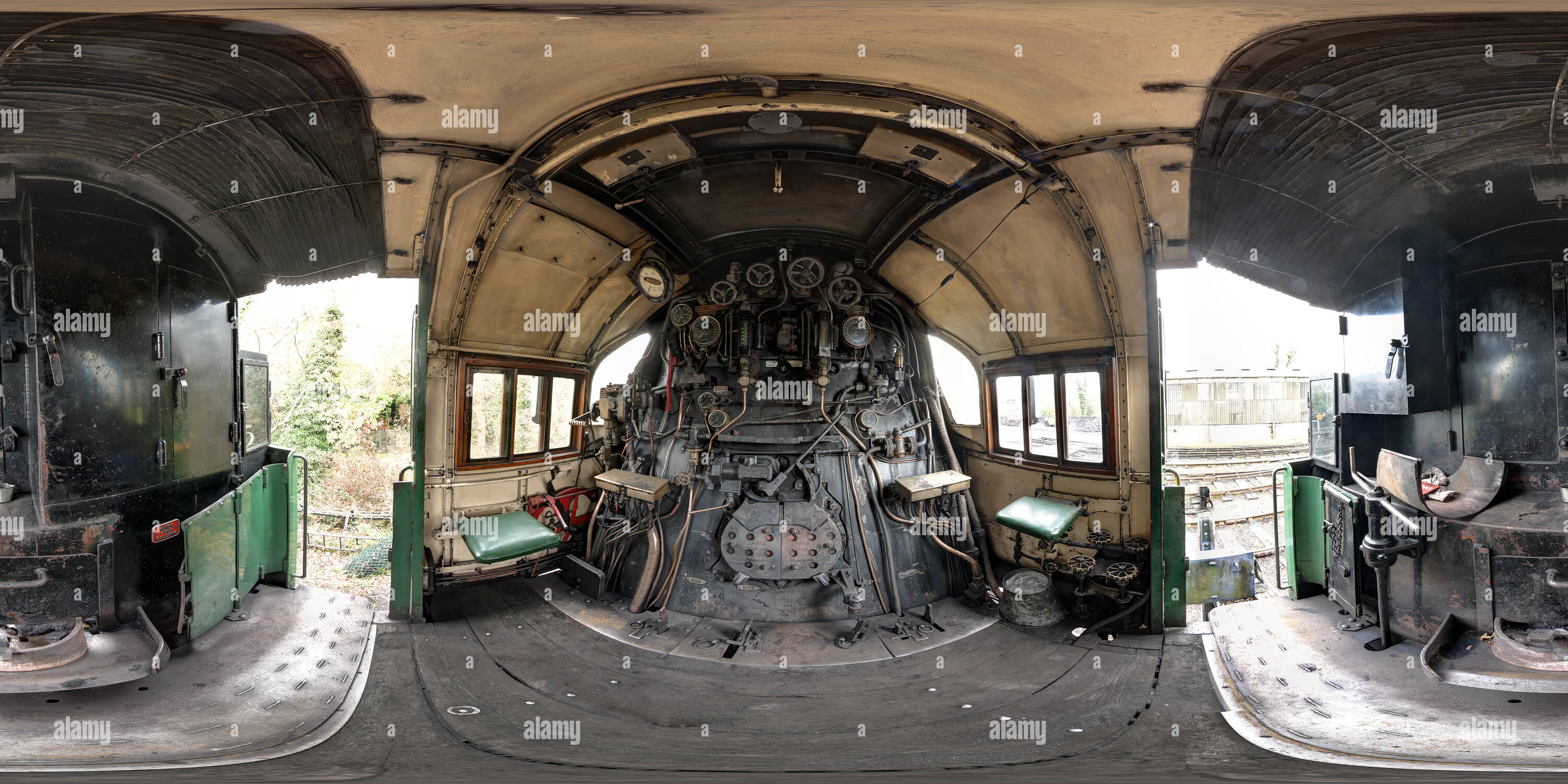 360 Grad Panorama Ansicht von Innenraum fahrerhaus von 21 C 123 Blackmoor Vale am Bluebell Railway