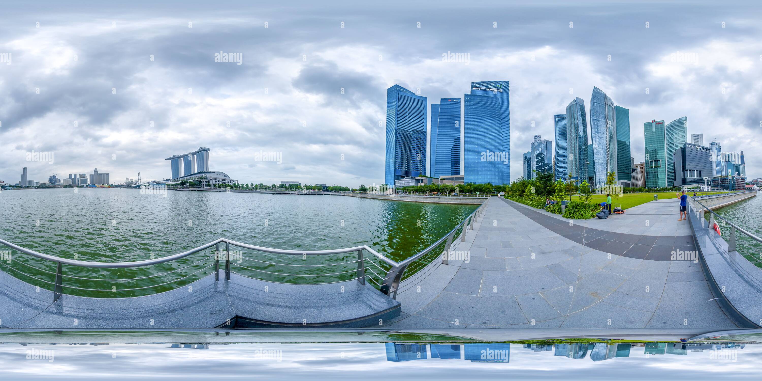 360 Grad Panorama Ansicht von Mit Blick Auf die Marina Bay Sand