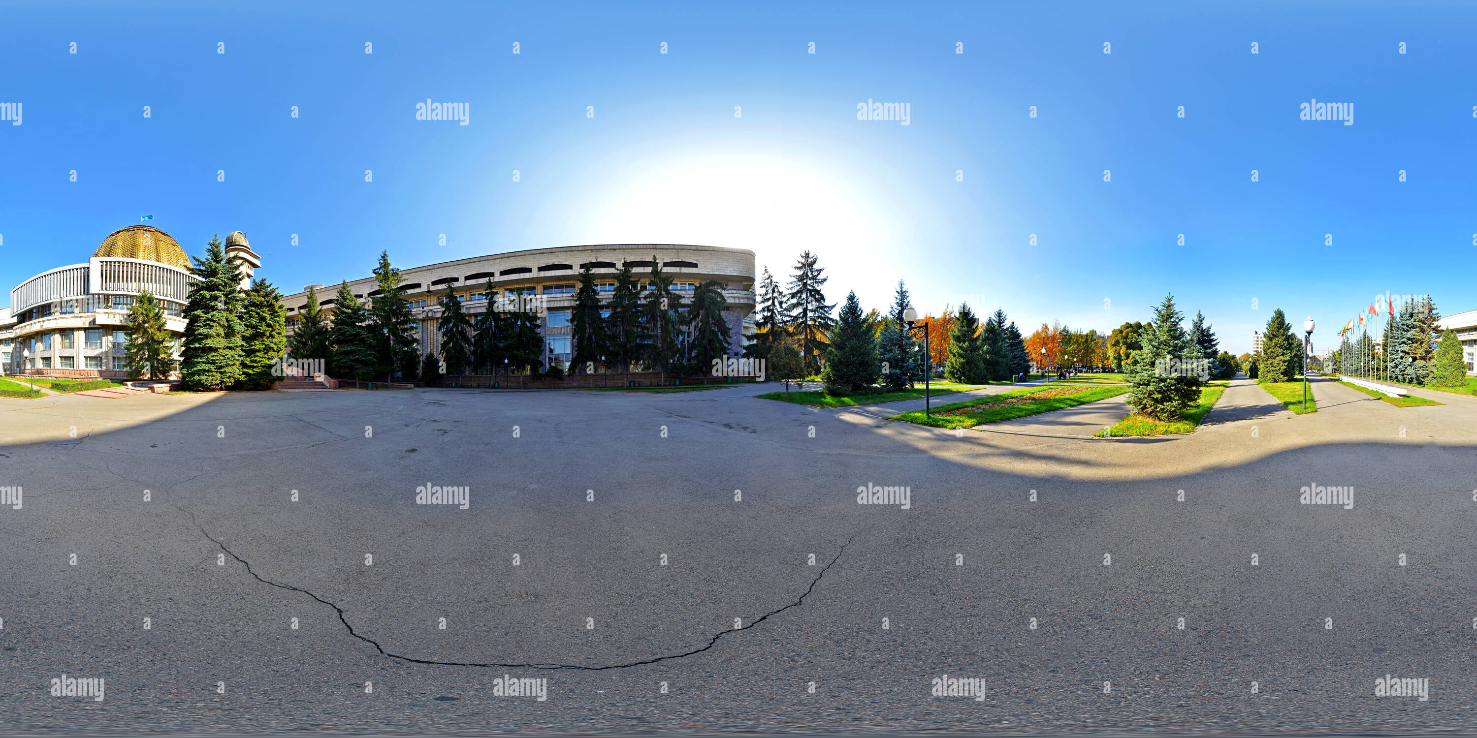 360 Grad Panorama Ansicht von Von Almaty Kinder republikanischen Palast