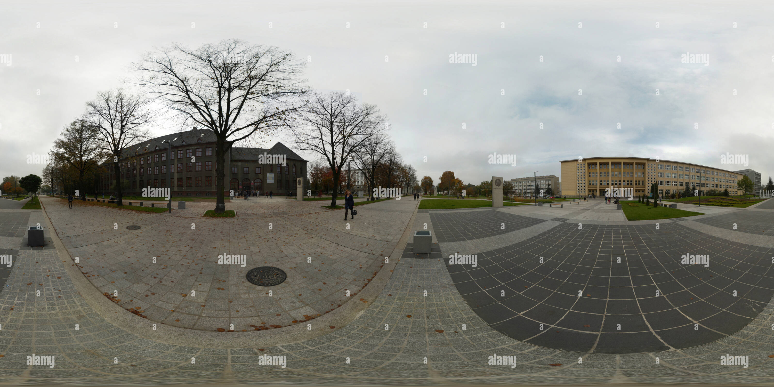 360 Grad Panorama Ansicht von Gliwice, Akademicka St-Campus der Schlesische Technische Universität - Promenade