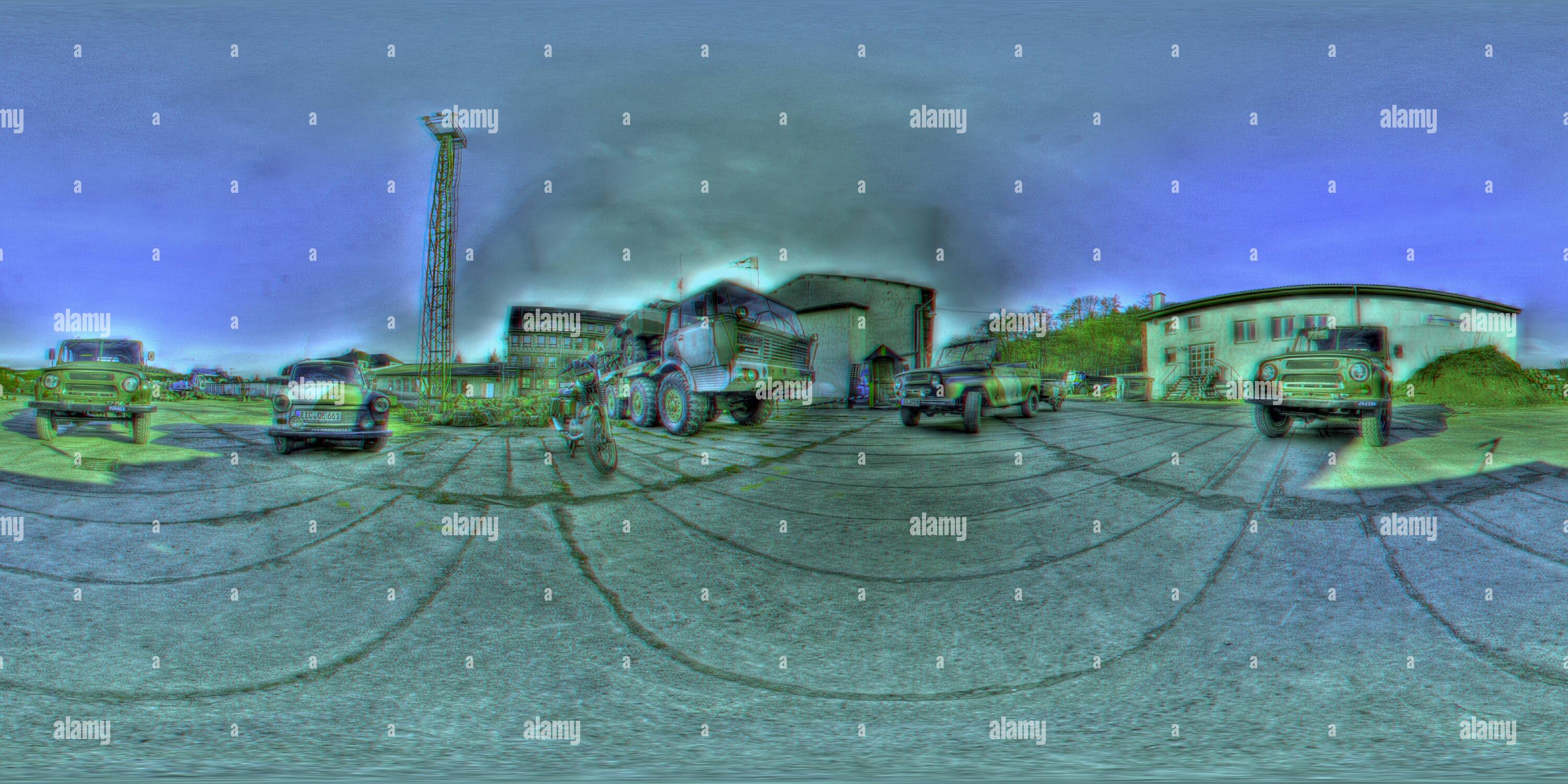 360 Grad Panorama Ansicht von Leinefelde-Worbis | Eichsfeld - Militärfahrzeuge - 3D-Stereografisch