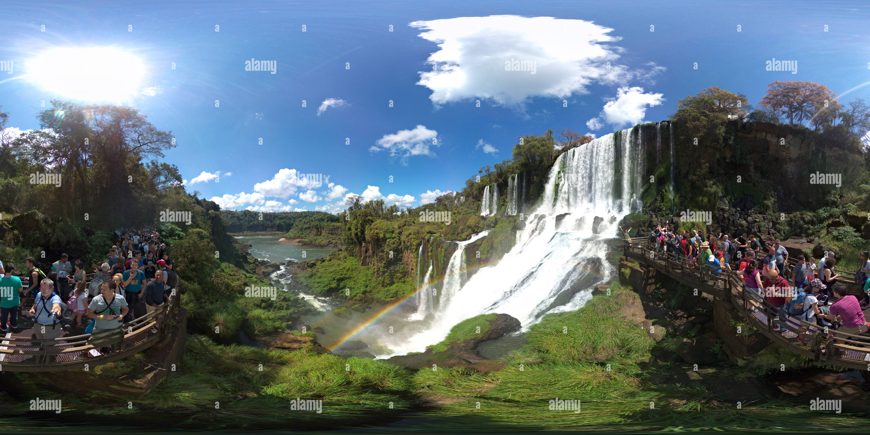 360 Grad Panorama Ansicht von Iguacu Wasserfälle (4)