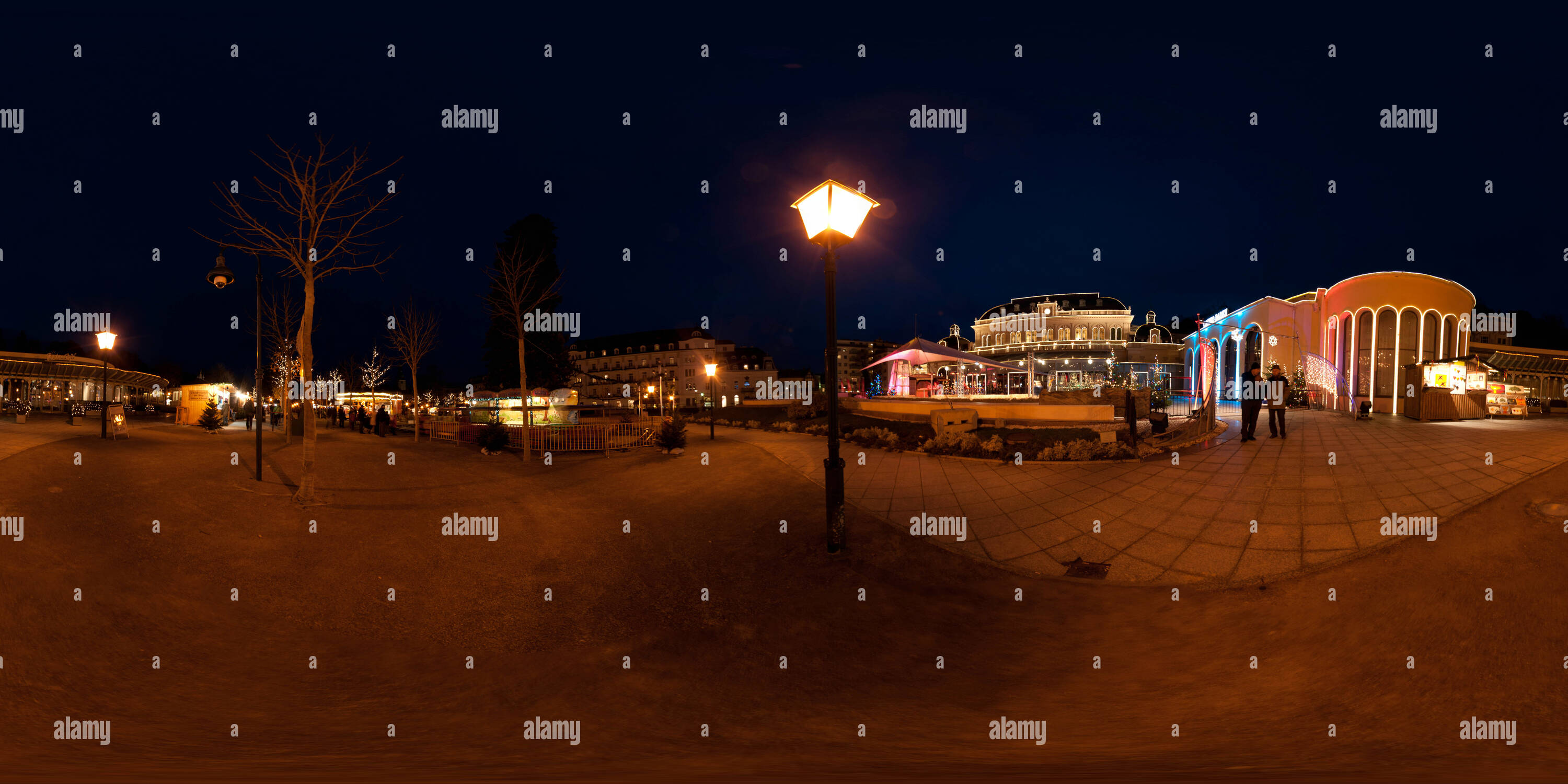 360 Grad Panorama Ansicht von Weihnachtsmarkt Baden