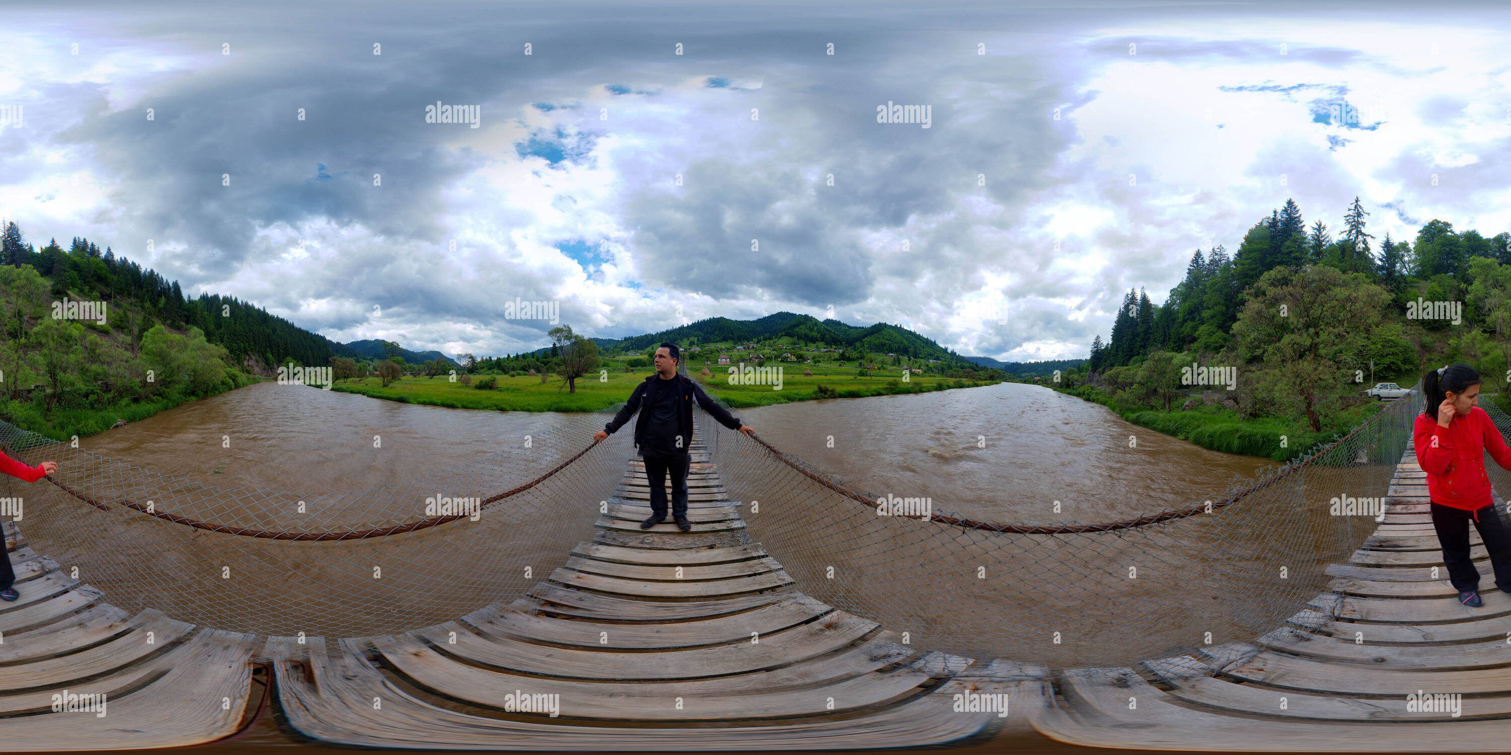 360 Grad Panorama Ansicht von Bewegliche Brücke über den Mures in neagră