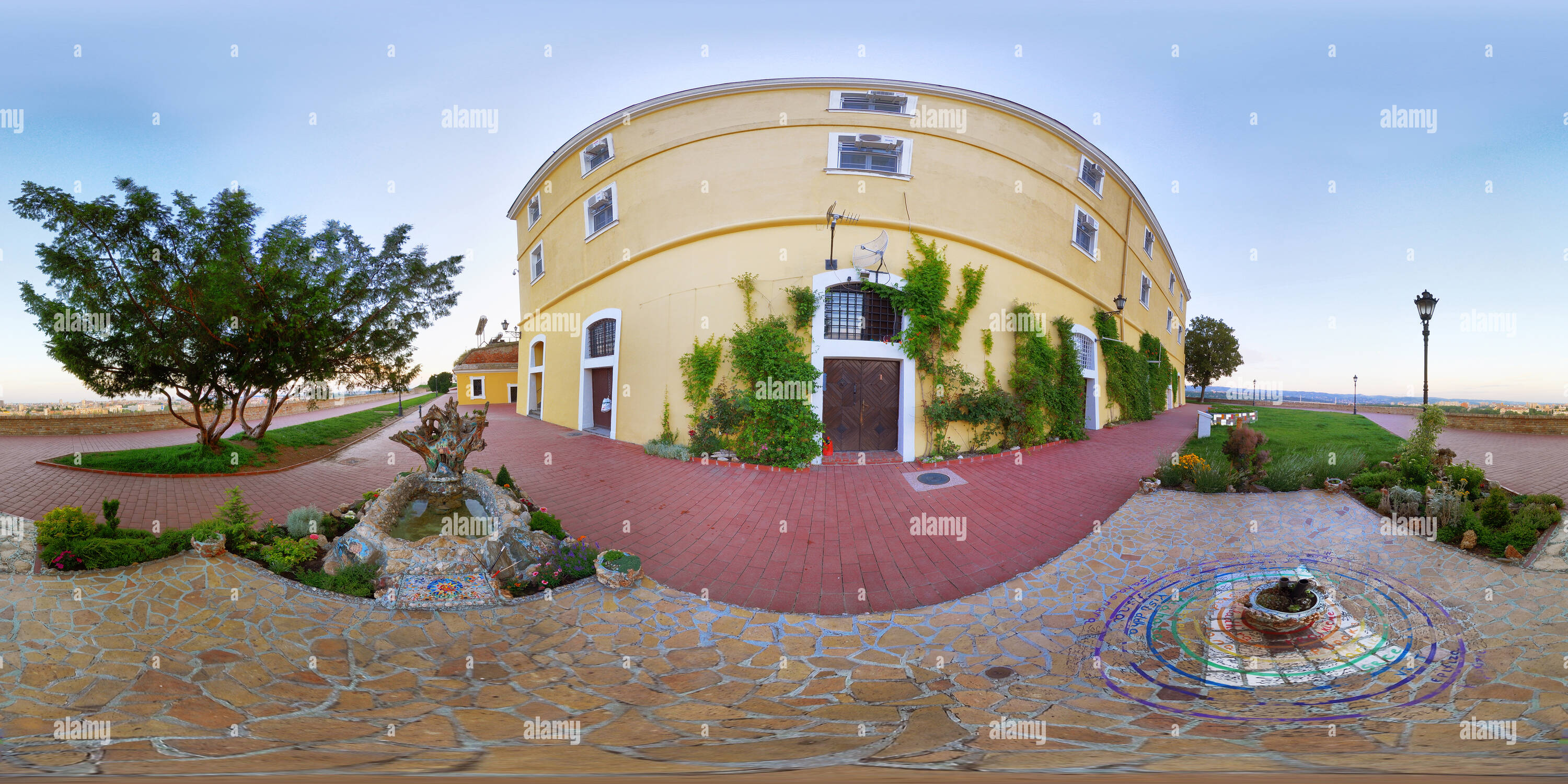 360 Grad Panorama Ansicht von Festung Petrovaradin, Ateliers