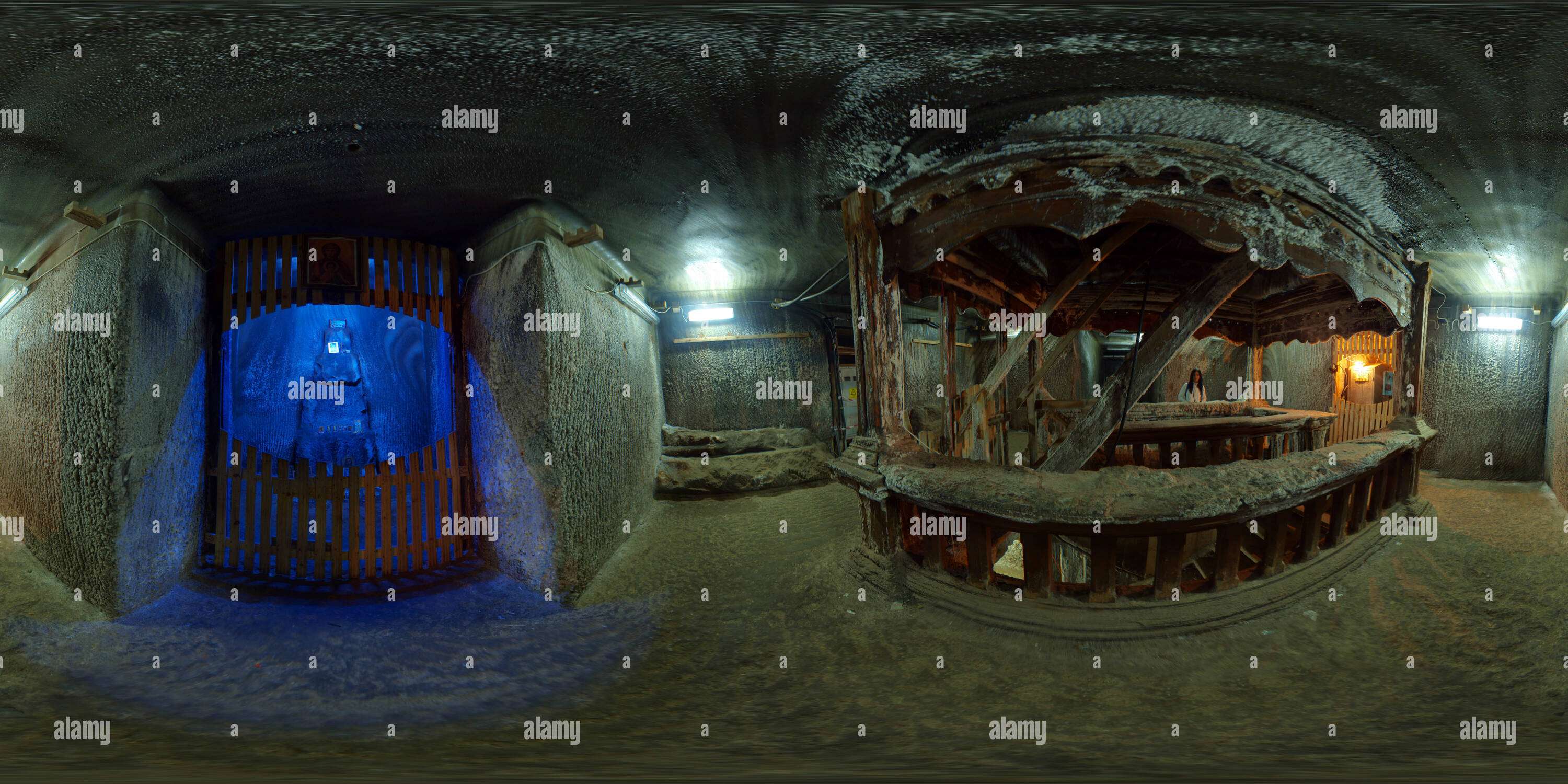 360 Grad Panorama Ansicht von Alte Eingang in einer der Galerien Werk Turda's Salt Mine (datiert 1800).