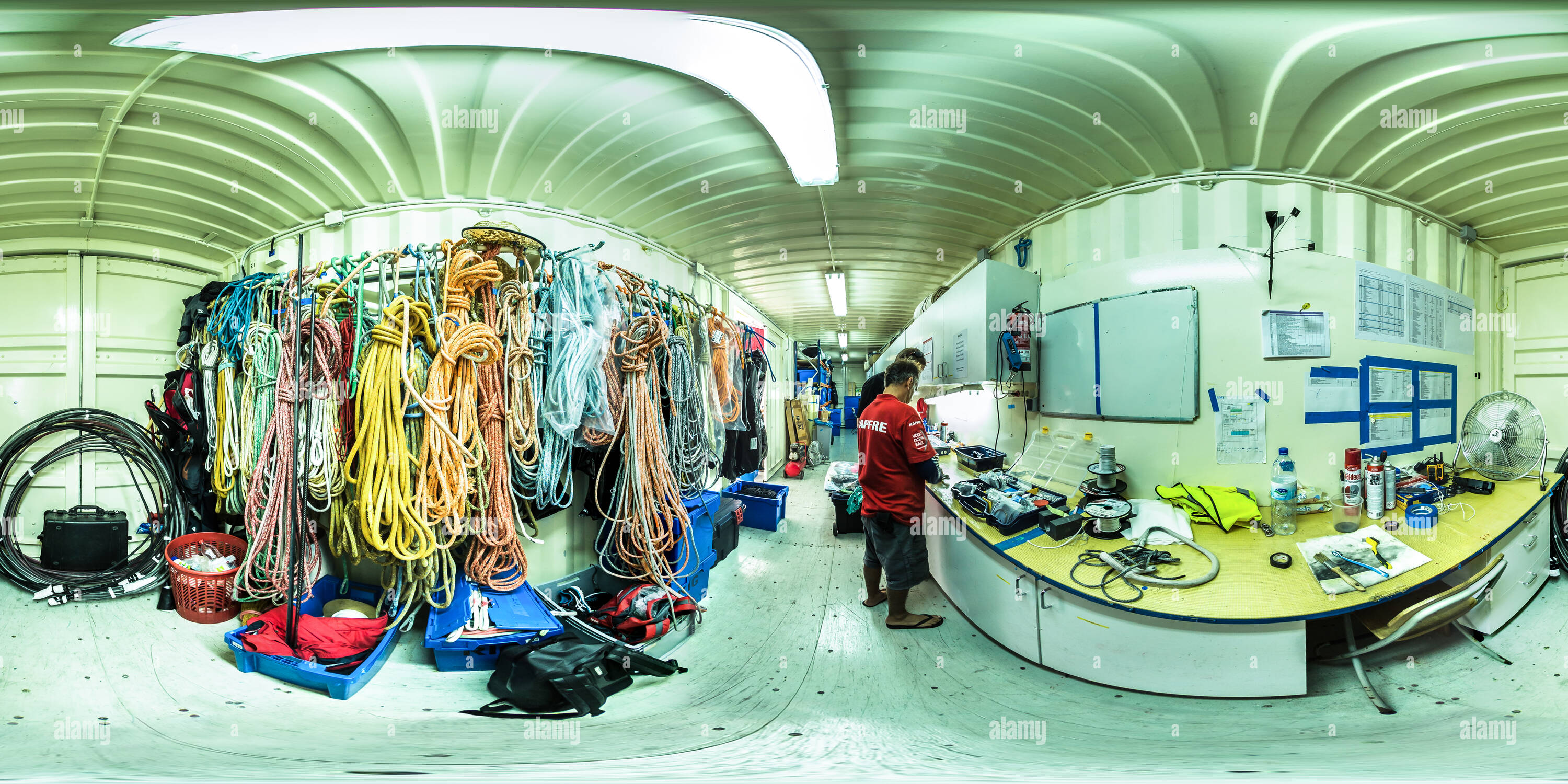 360 Grad Panorama Ansicht von Eduardo Marin-Boot Kapitän - Team MAPFRE - Volvo Ocean Race 2015 Auckland Zwischenstopp - Neuseeland